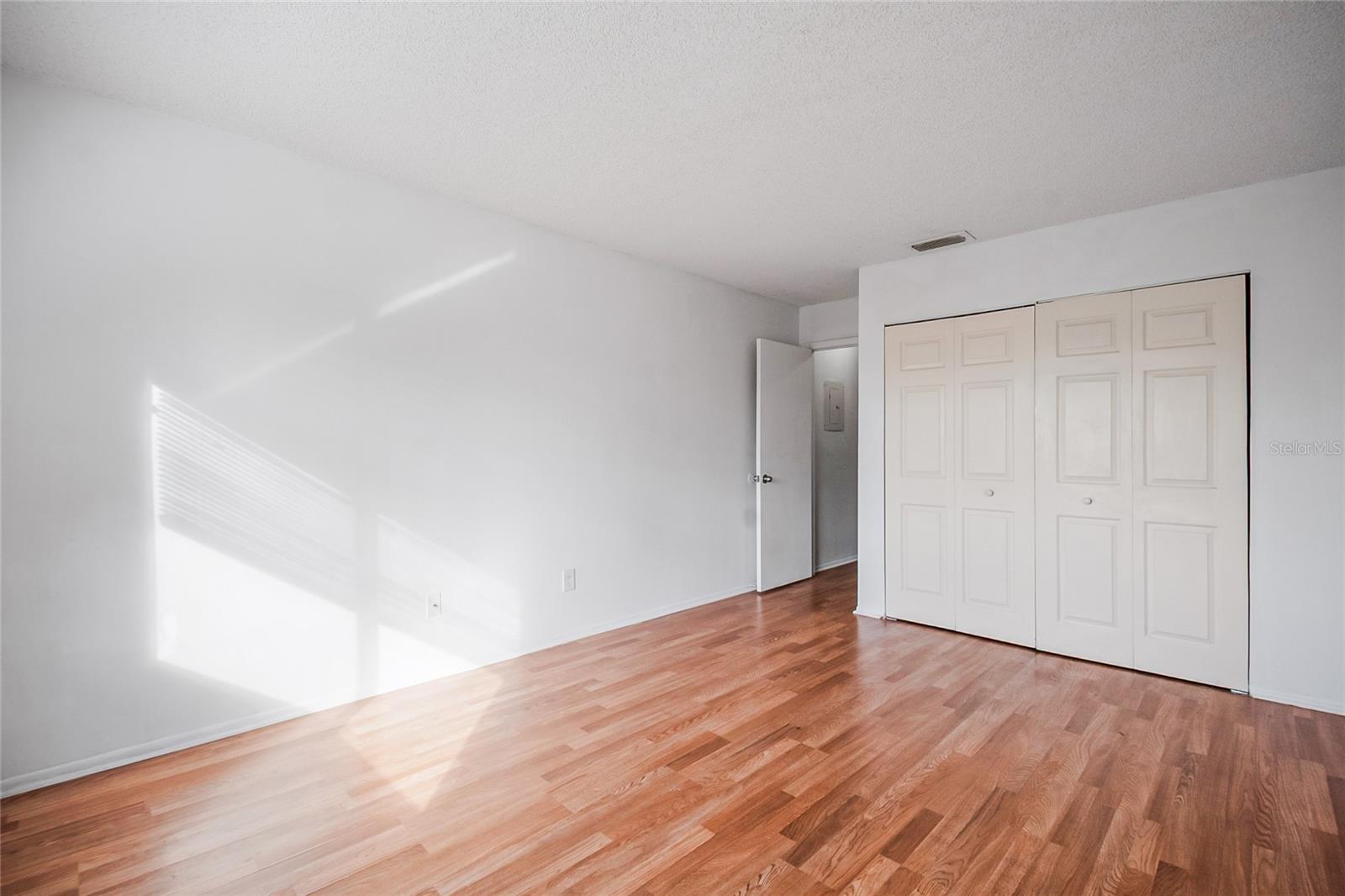 OXFORD SQUARE CONDO - Residential Lease