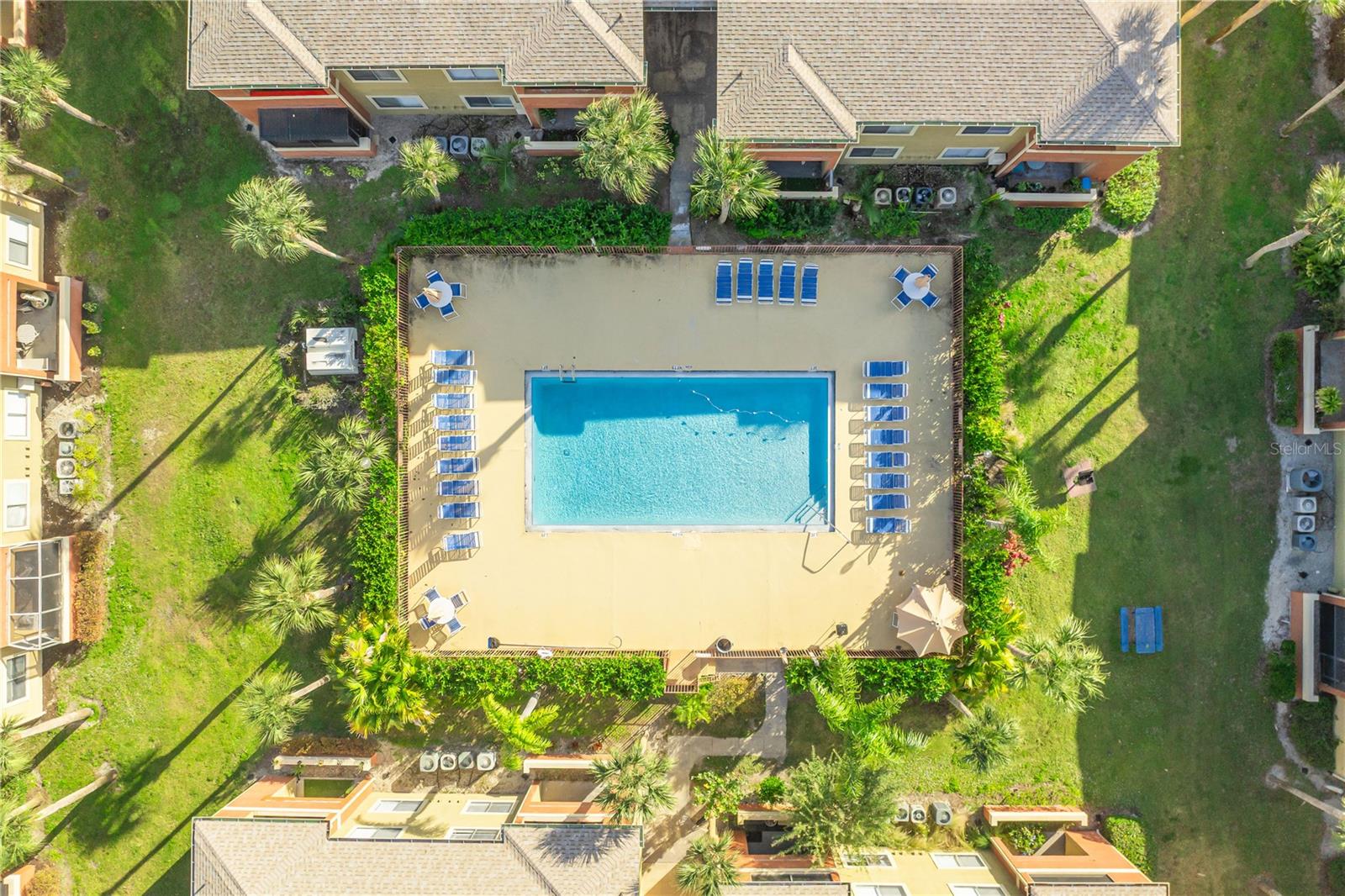 OXFORD SQUARE CONDO - Residential Lease