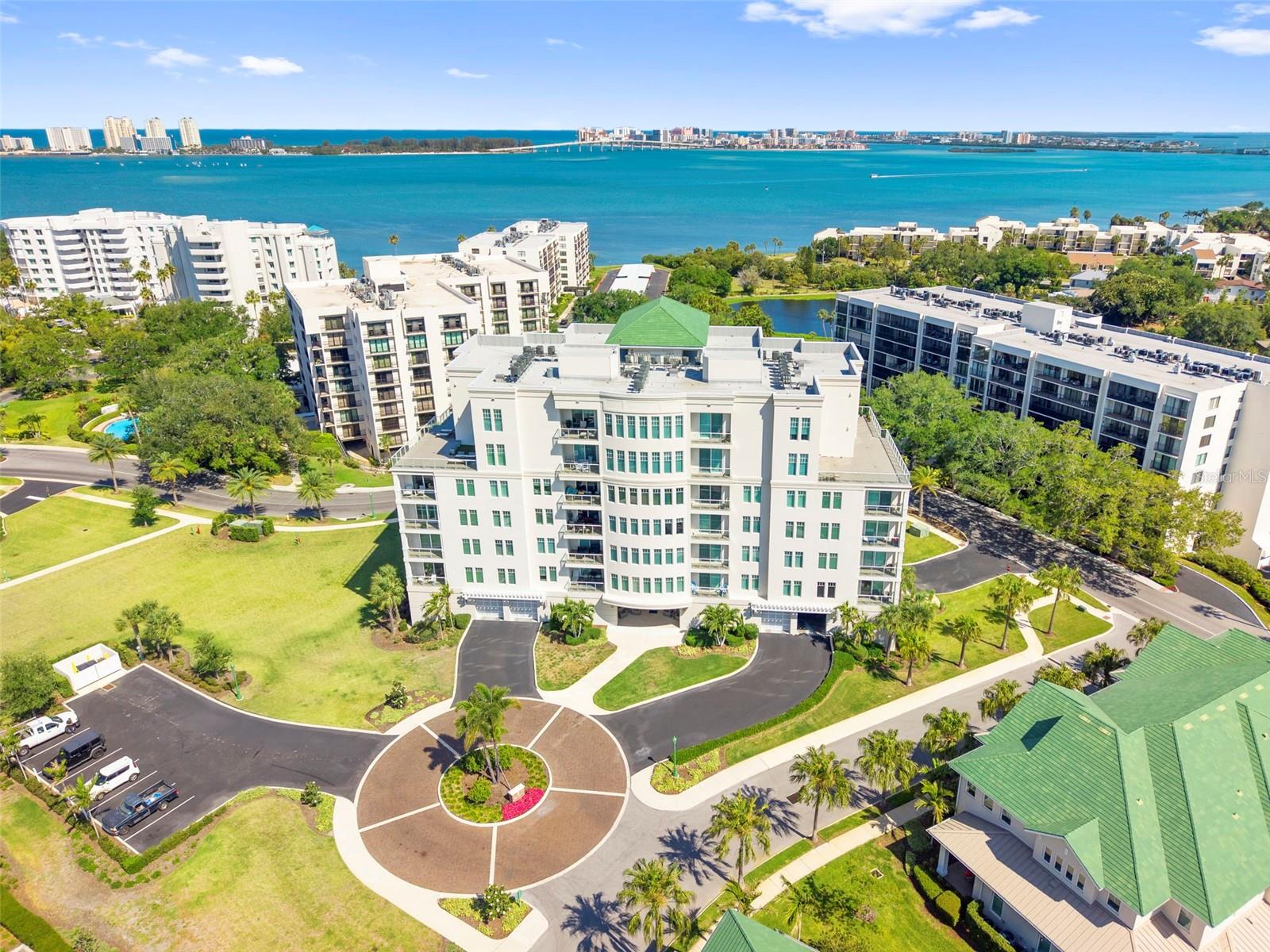 8 PALM TERRACE 201