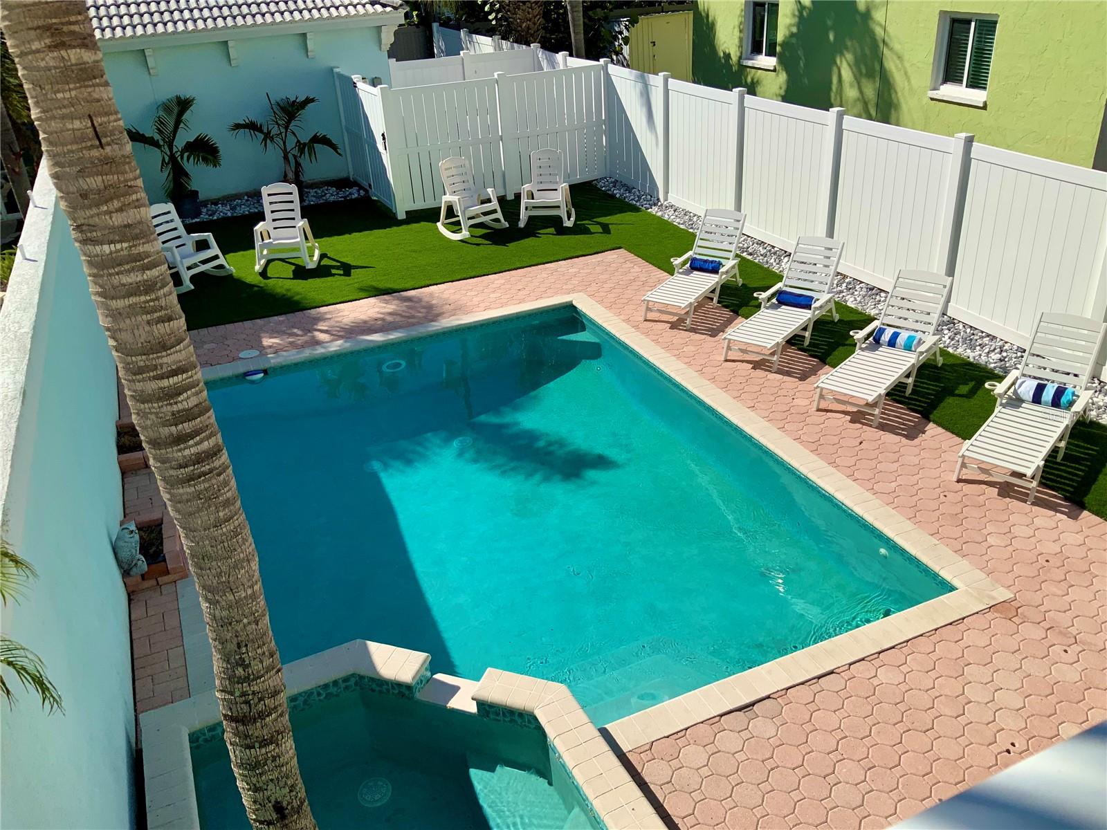 SARASOTA BEACH - Residential