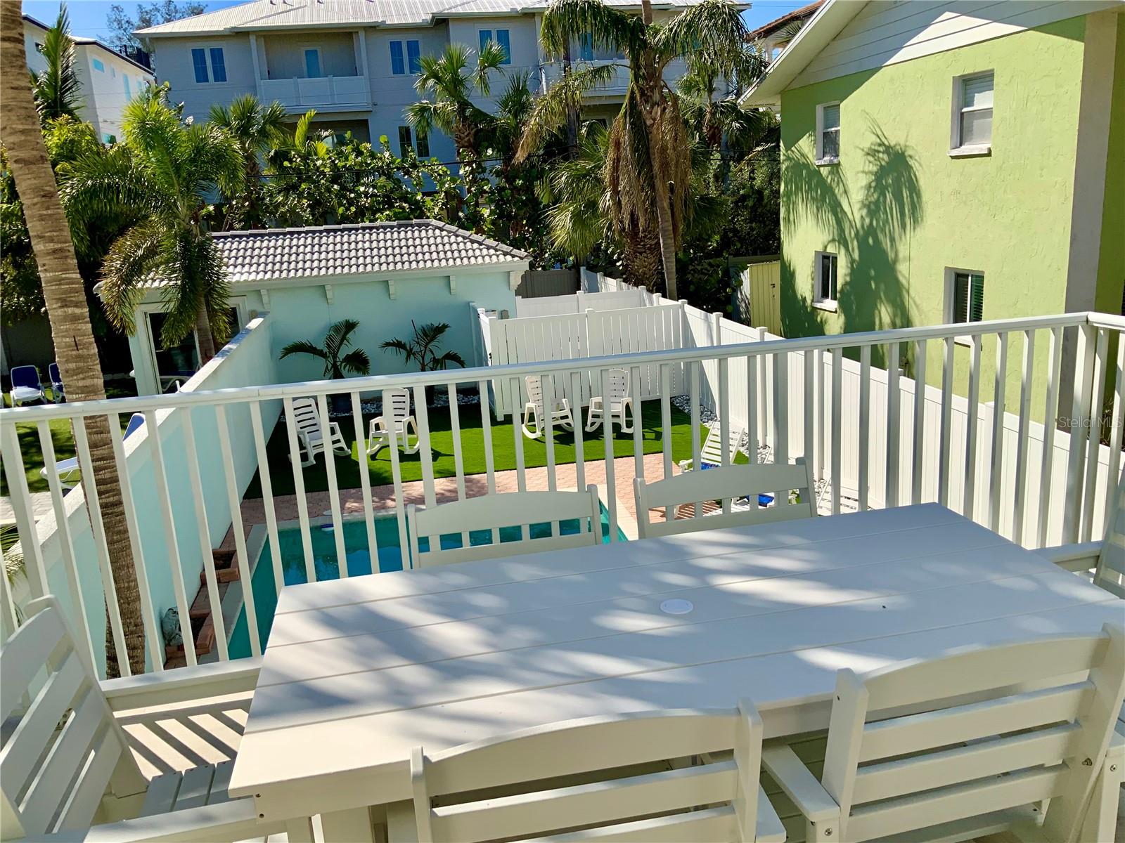SARASOTA BEACH - Residential