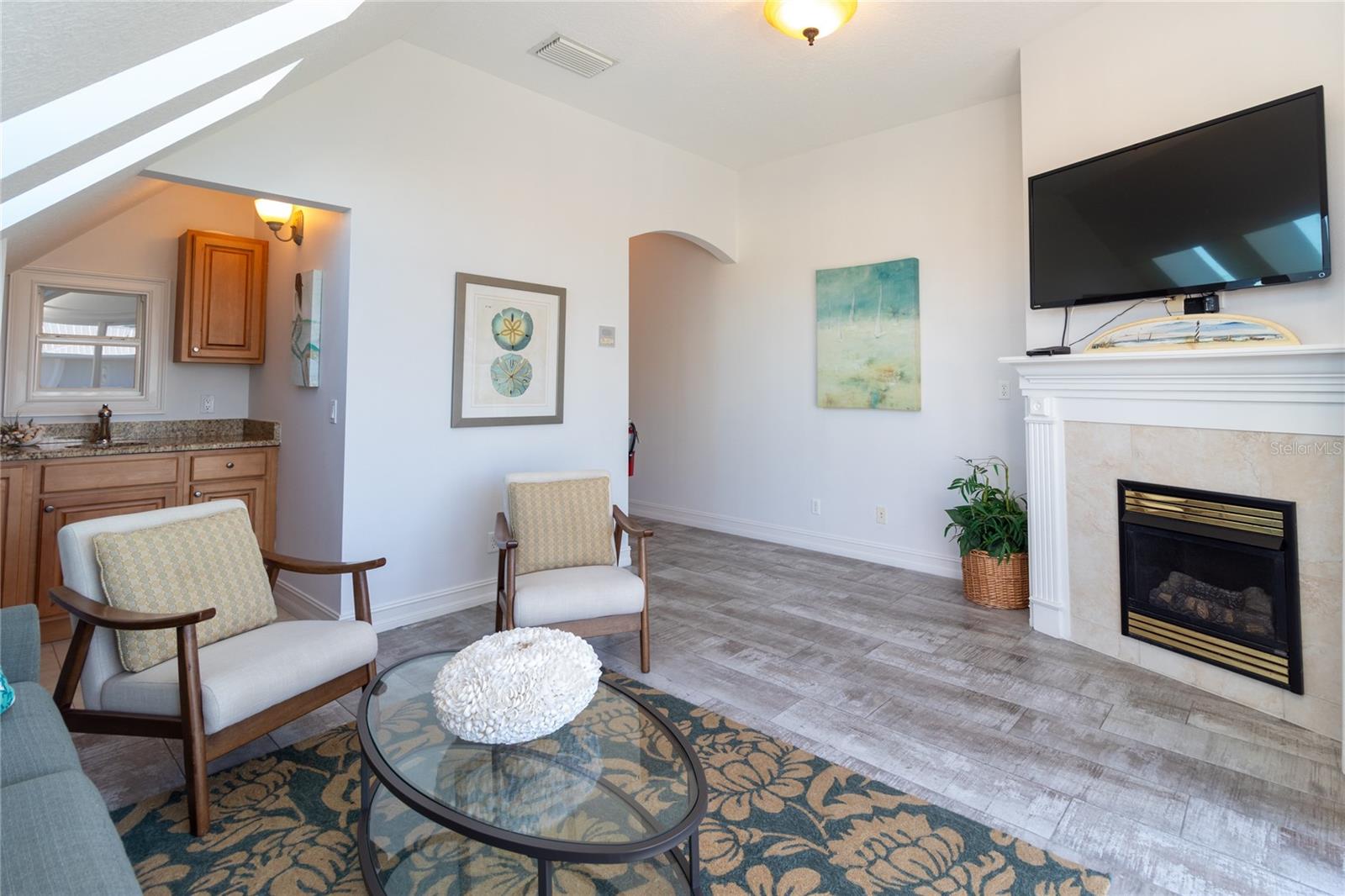 SARASOTA BEACH - Residential