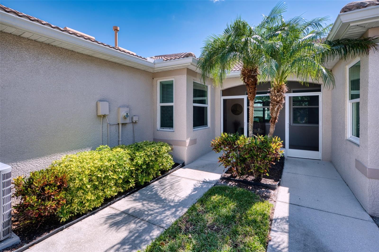 8223 SIMPSON FALLS COURT