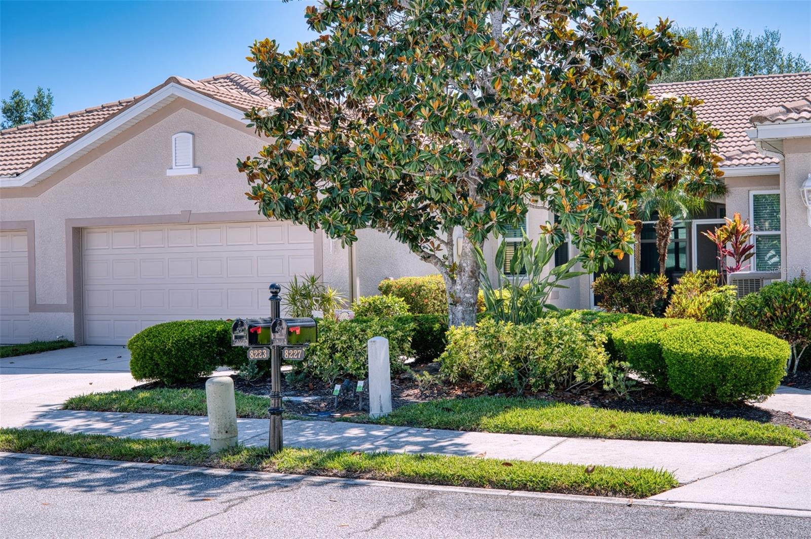 8223 SIMPSON FALLS COURT