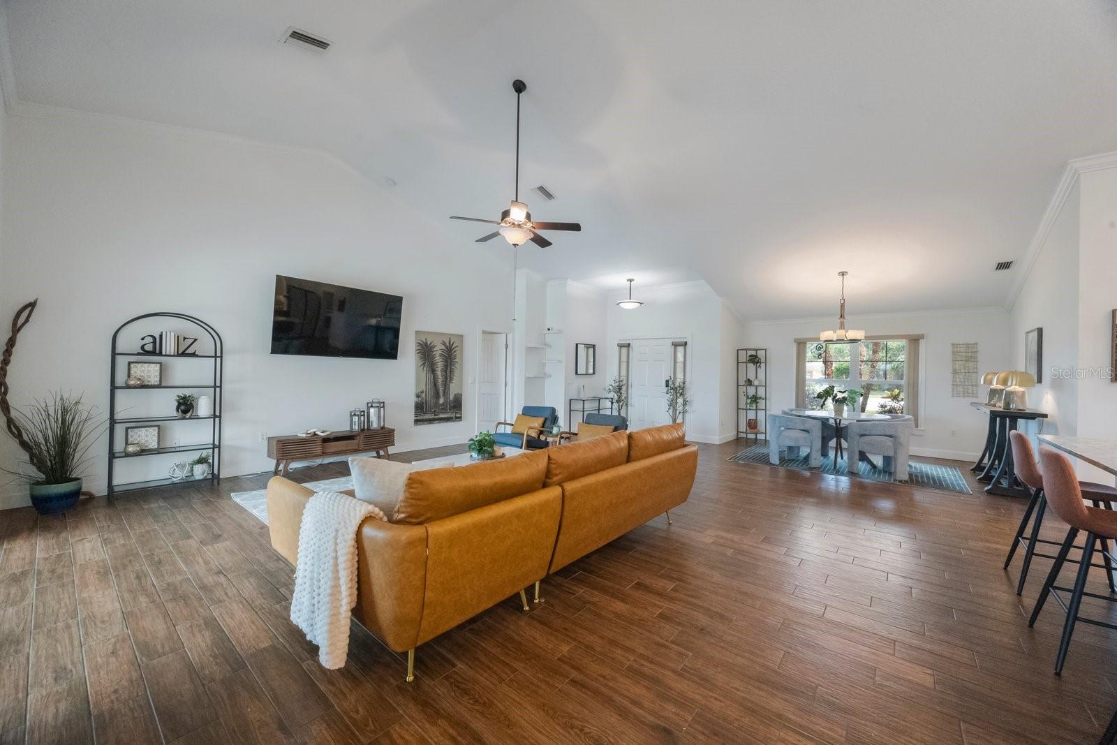 BAYS END - Residential