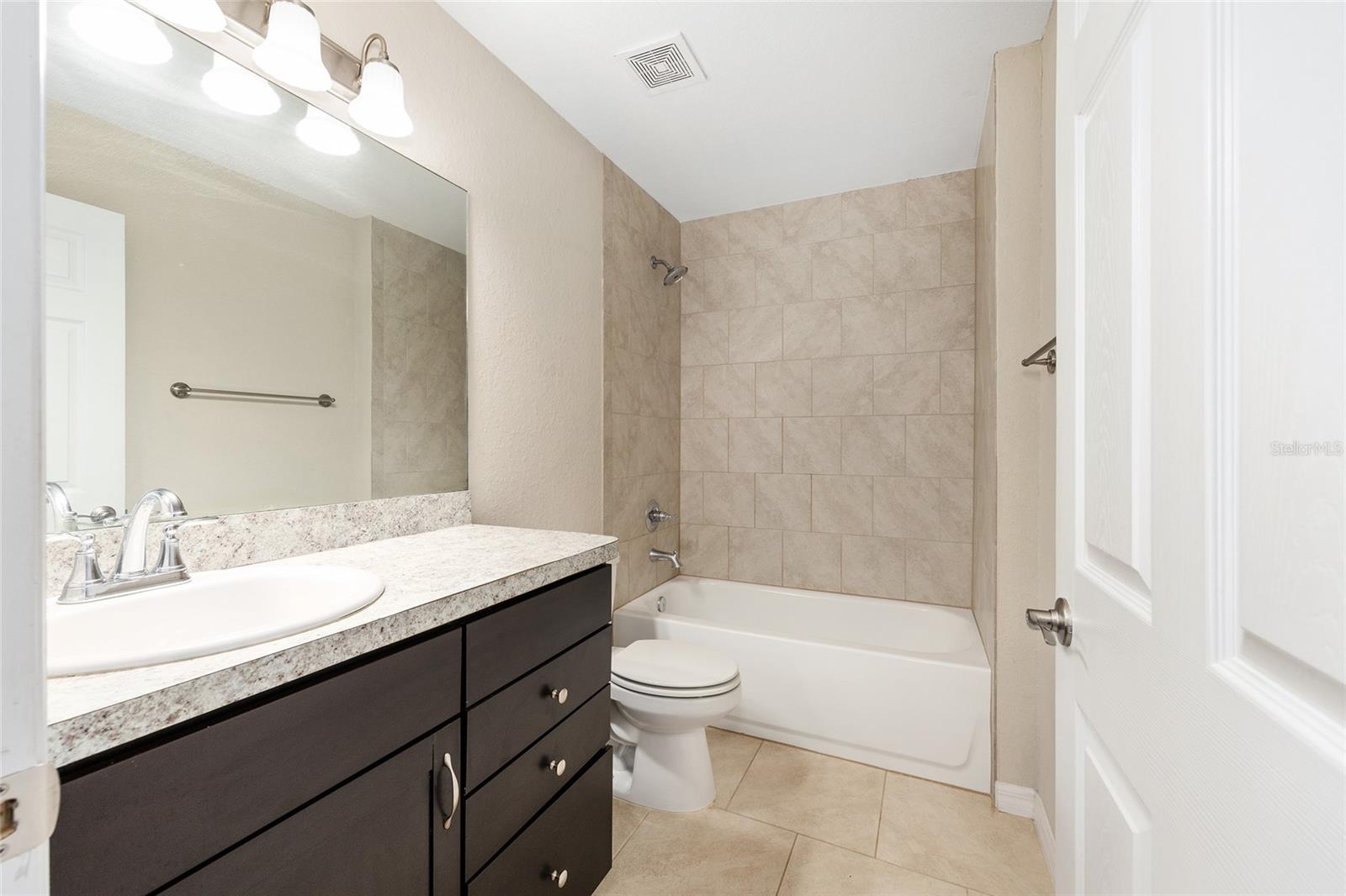 RAINBOW PARK UN 04 - Residential