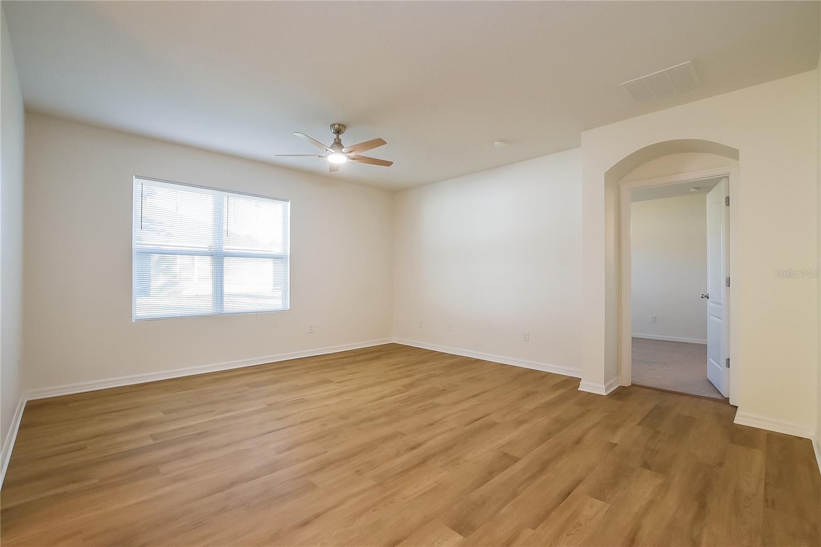 2607 SUMMERGLEN LANE