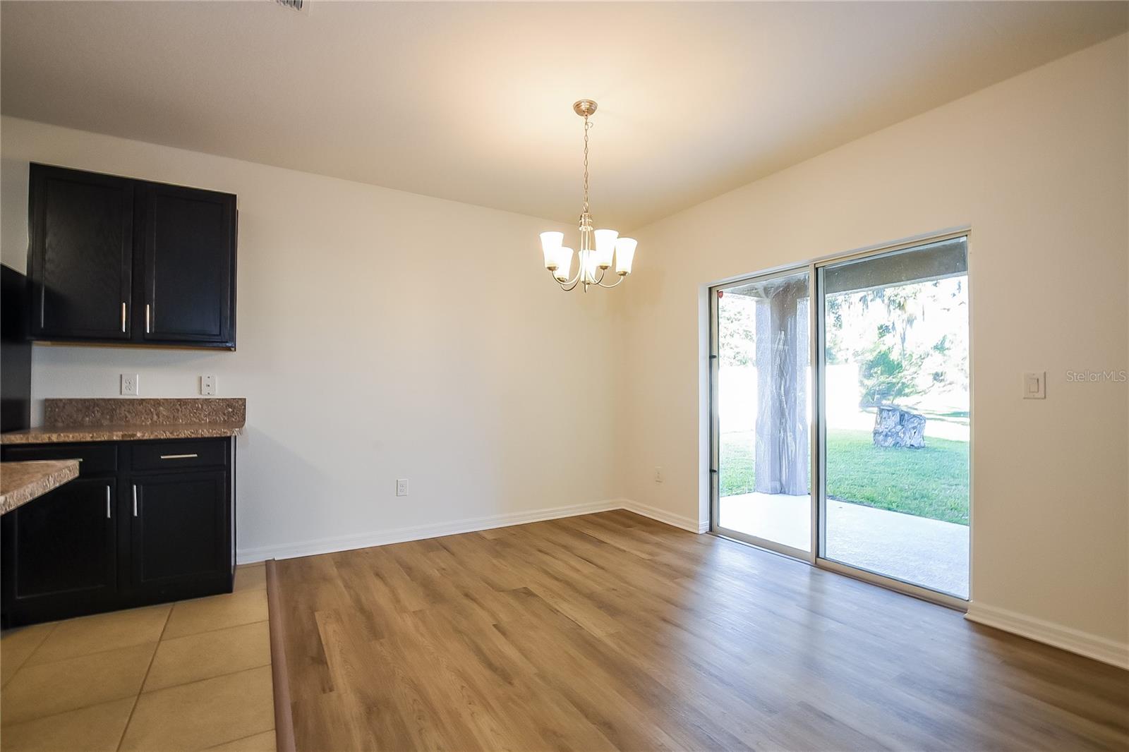 2607 SUMMERGLEN LANE