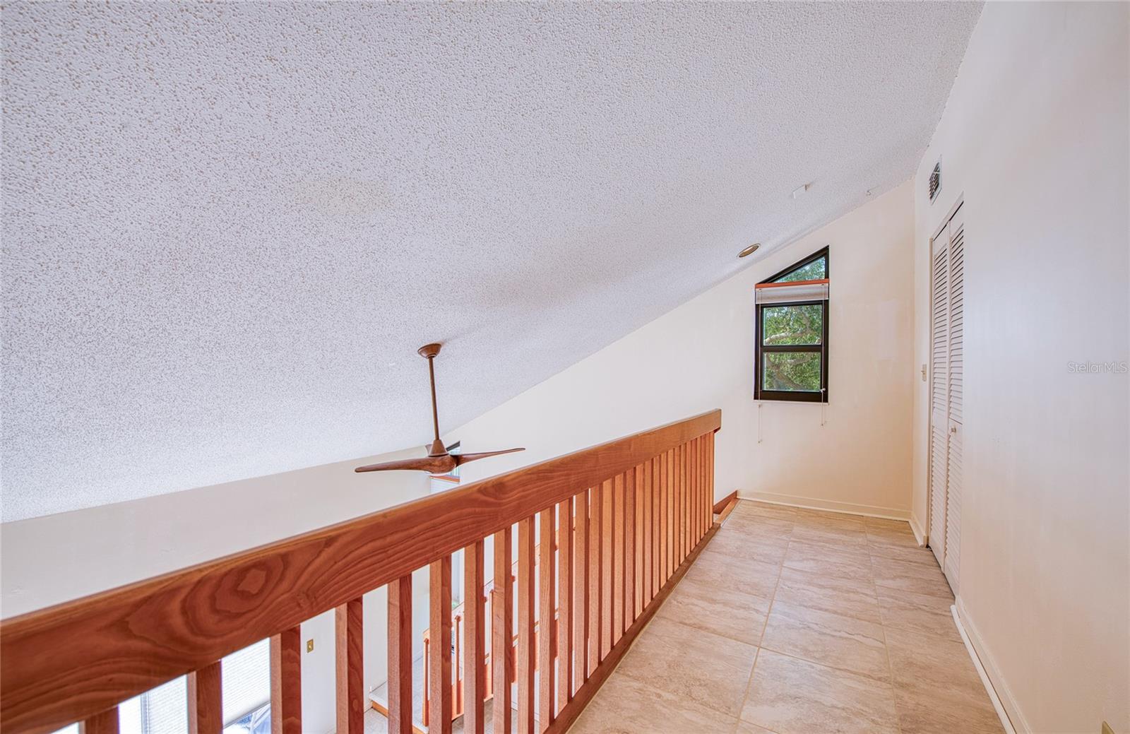 PELICAN CREEK VILLAGE CONDO - Residential