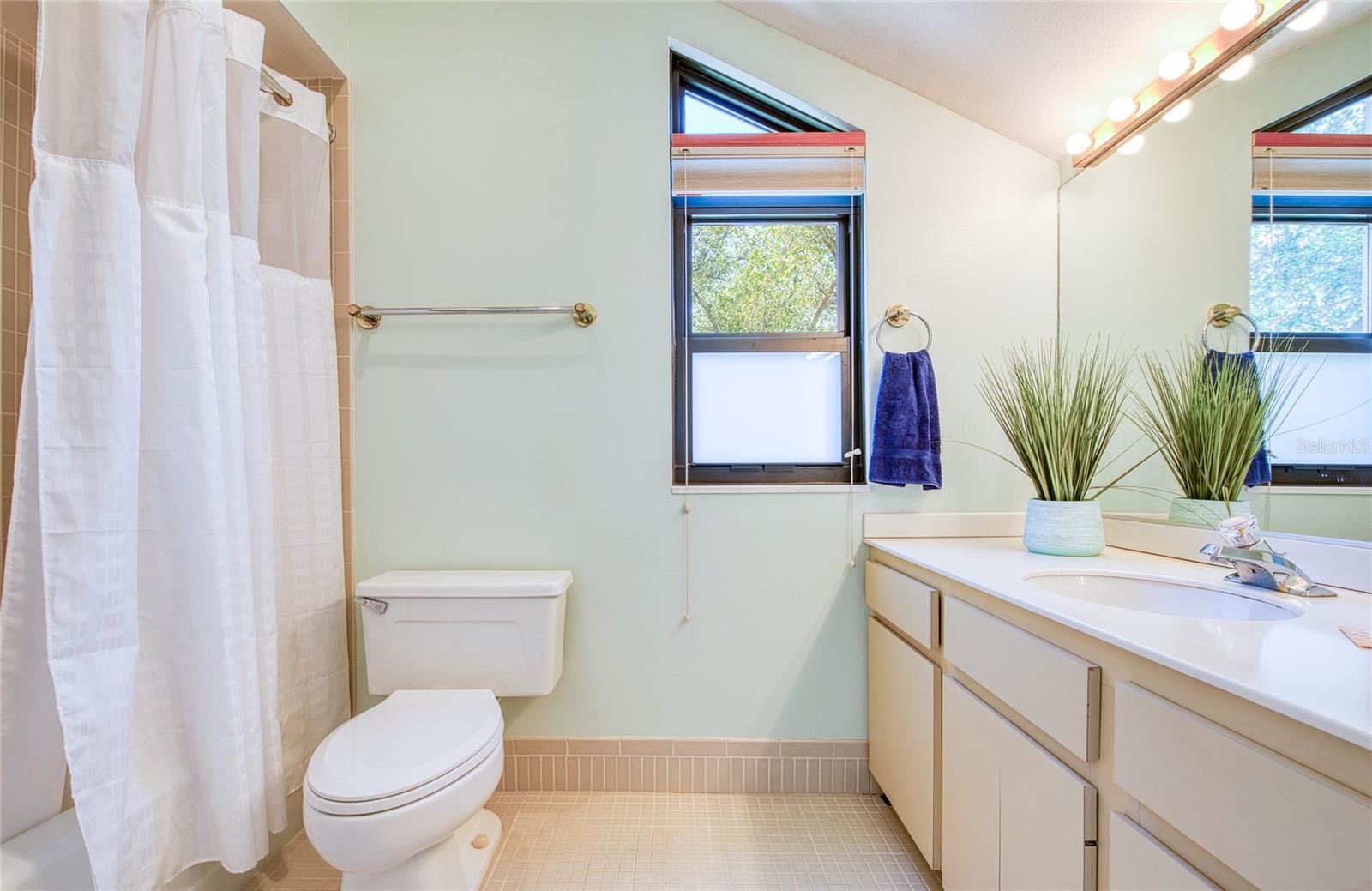 PELICAN CREEK VILLAGE CONDO - Residential