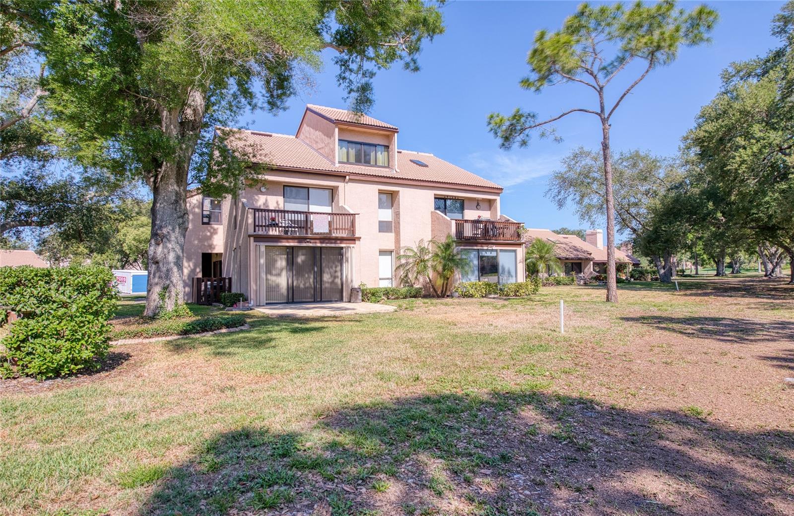 PELICAN CREEK VILLAGE CONDO - Residential