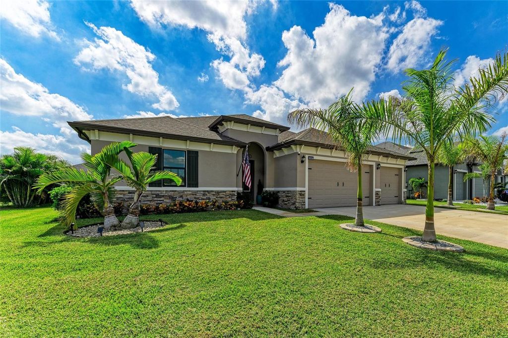 Photo of 12627 Wheatgrass Court, Parrish, FL 34219 (MLS # A4669582)