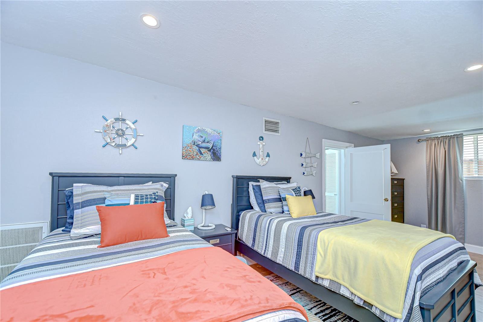 PASADENA ESTATES - Residential