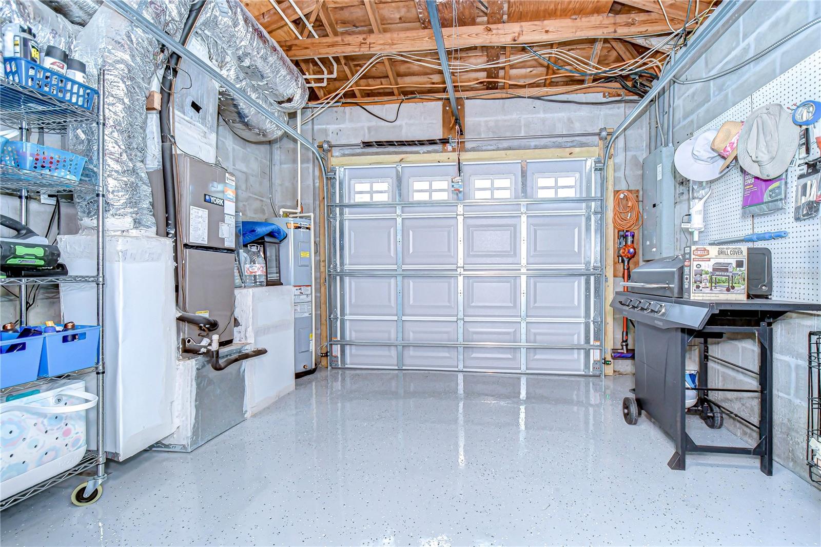 PASADENA ESTATES - Residential