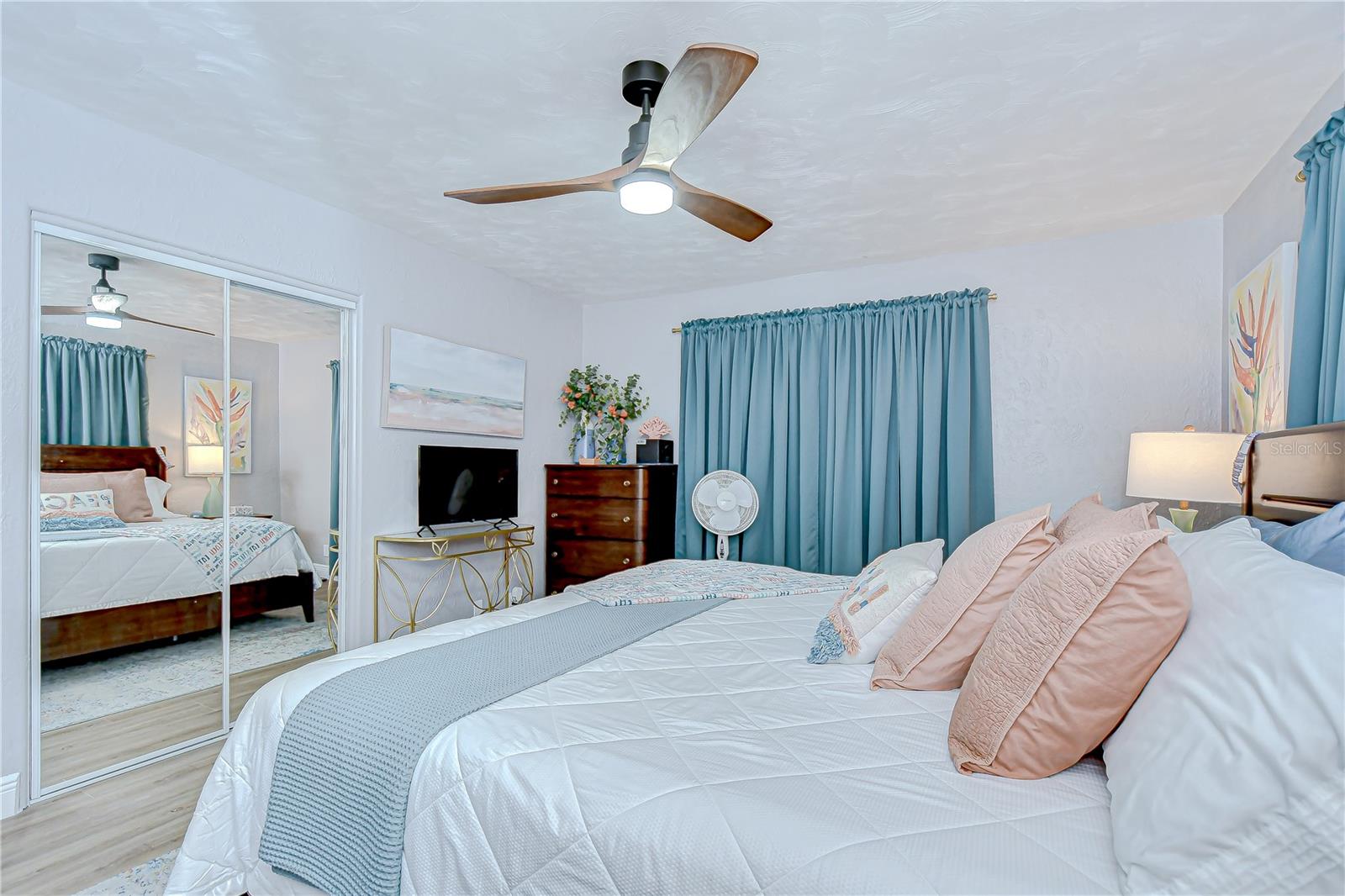 PASADENA ESTATES - Residential