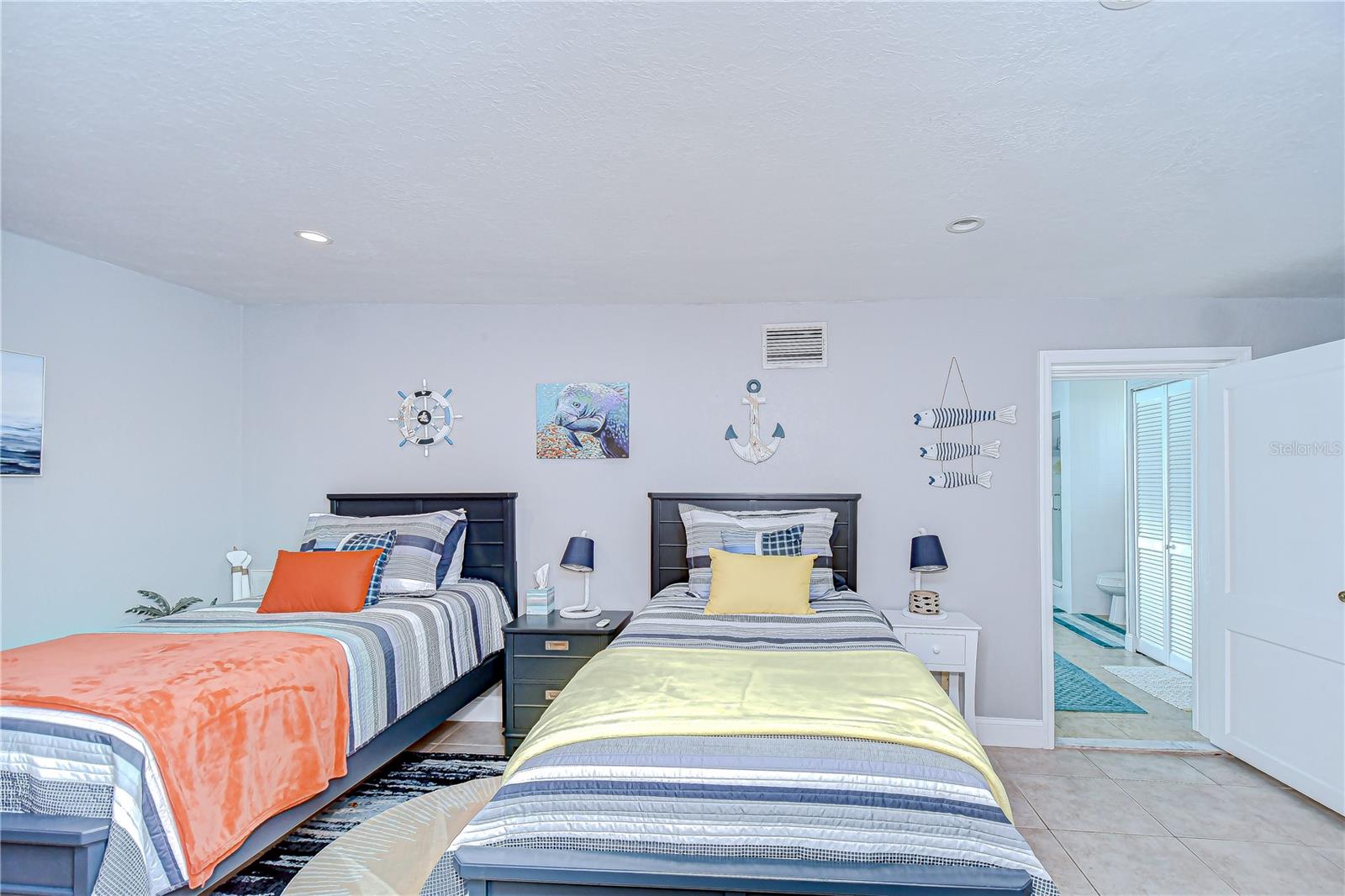 PASADENA ESTATES - Residential