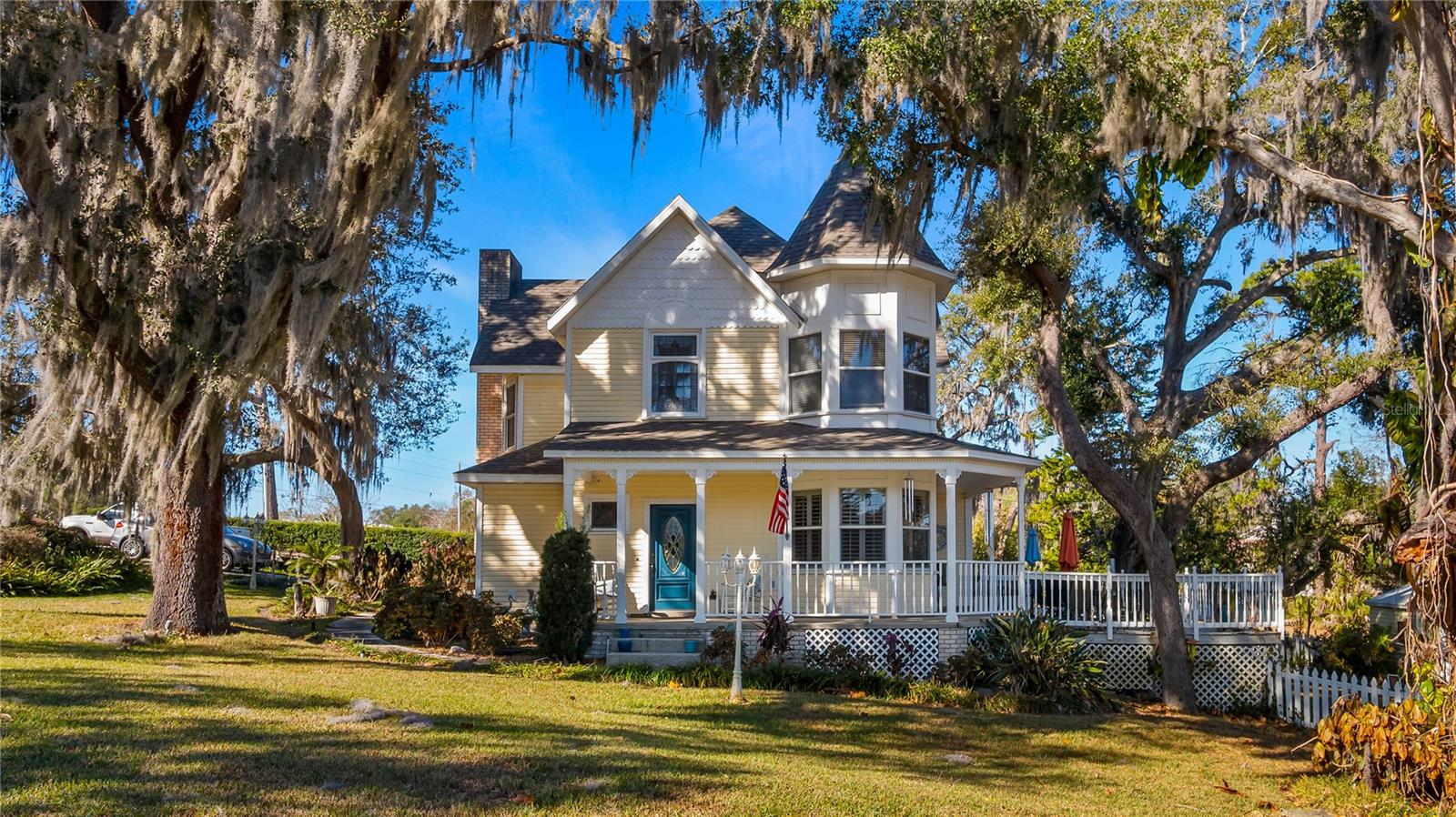 CLERMONT SUNNYSIDE UNIT - Residential