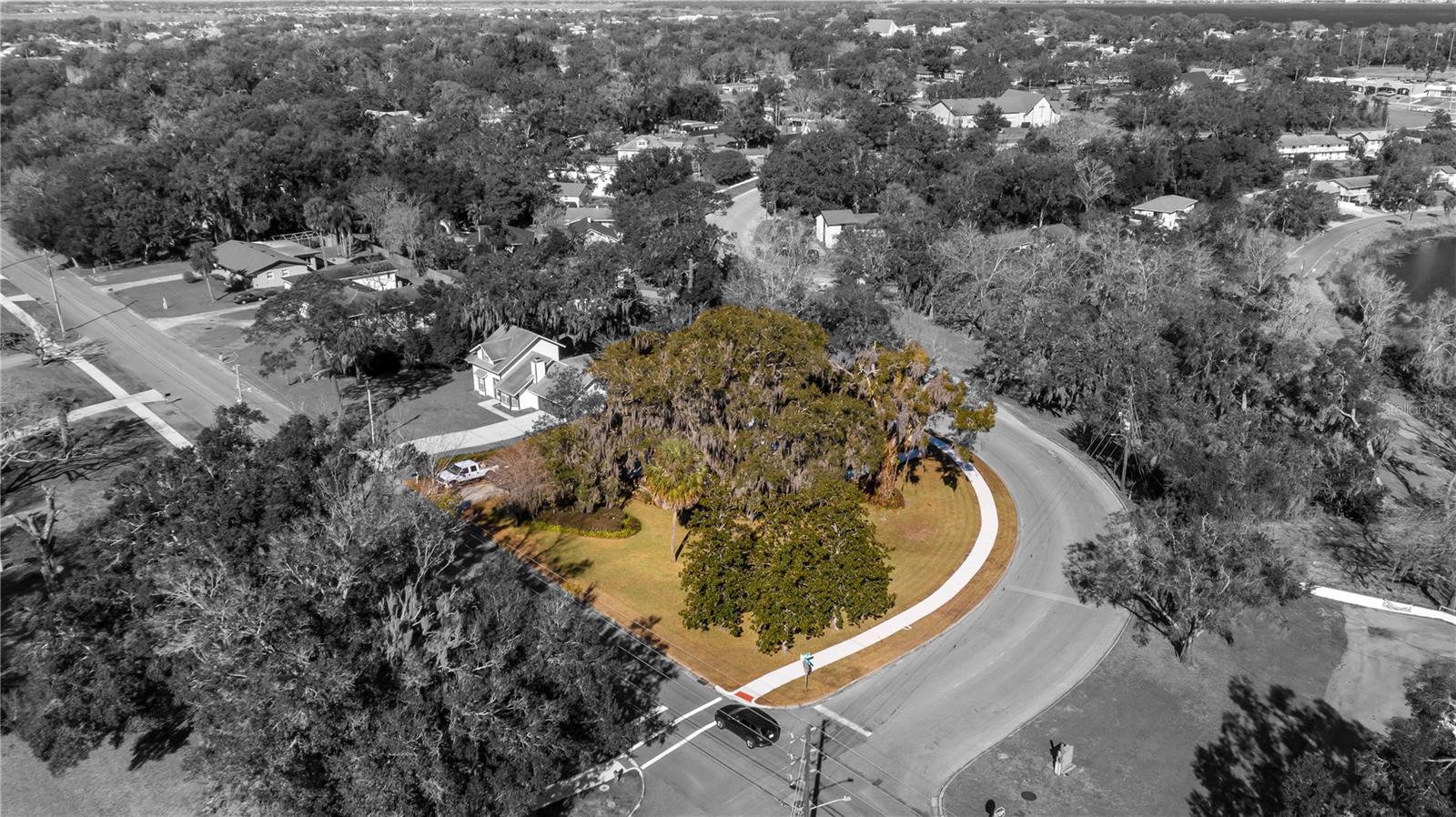 CLERMONT SUNNYSIDE UNIT - Residential