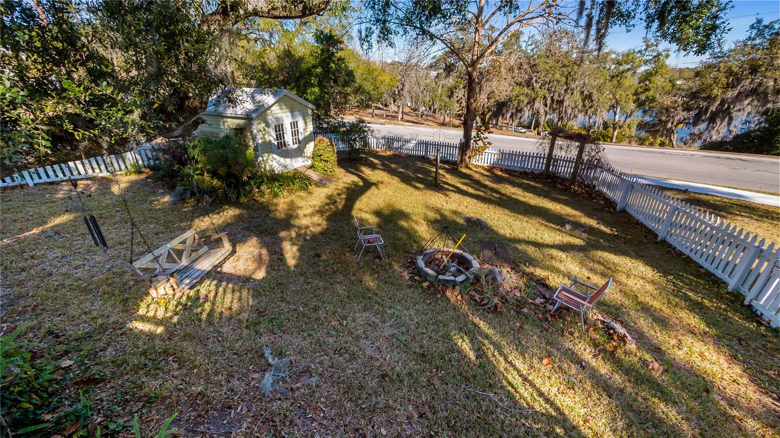 CLERMONT SUNNYSIDE UNIT - Residential