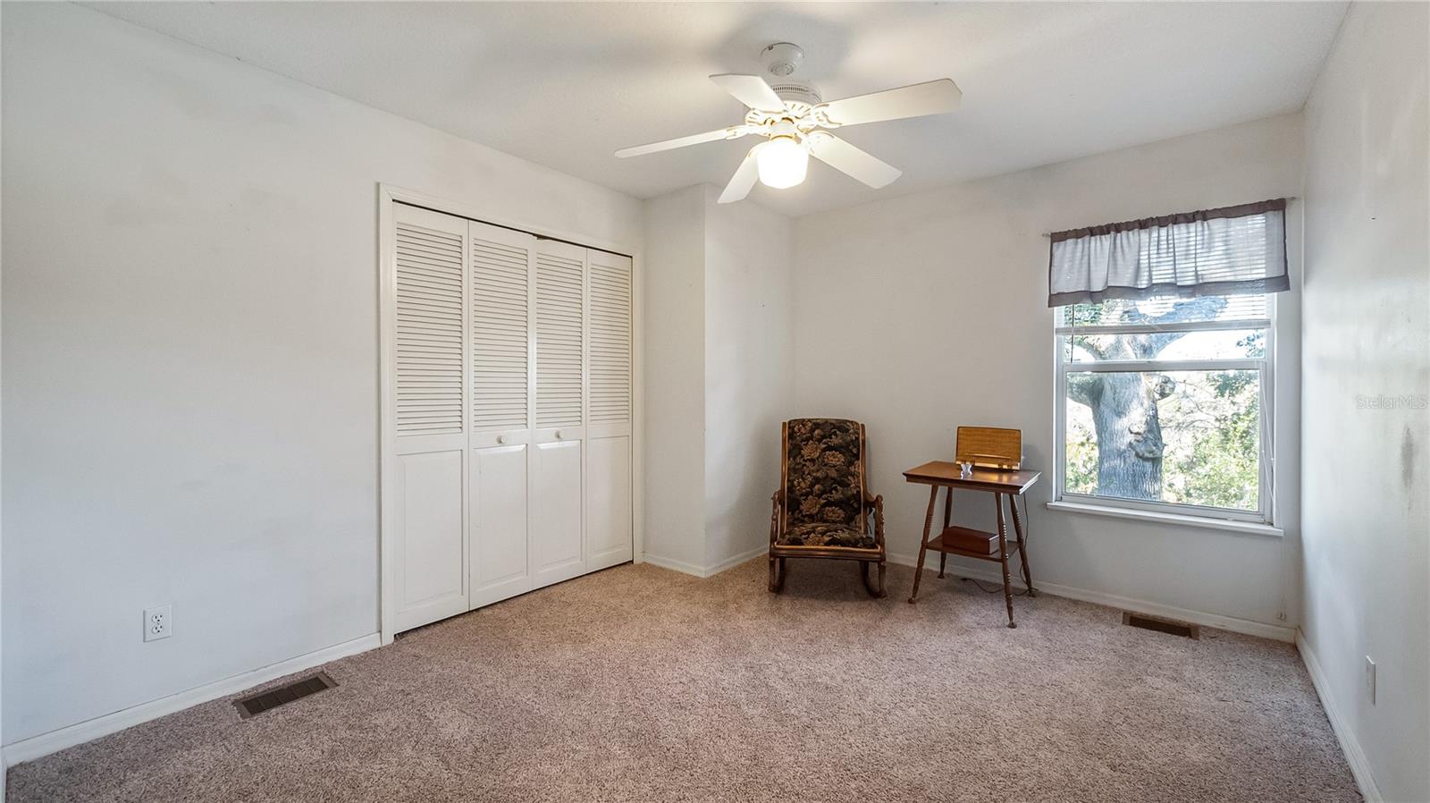 CLERMONT SUNNYSIDE UNIT - Residential