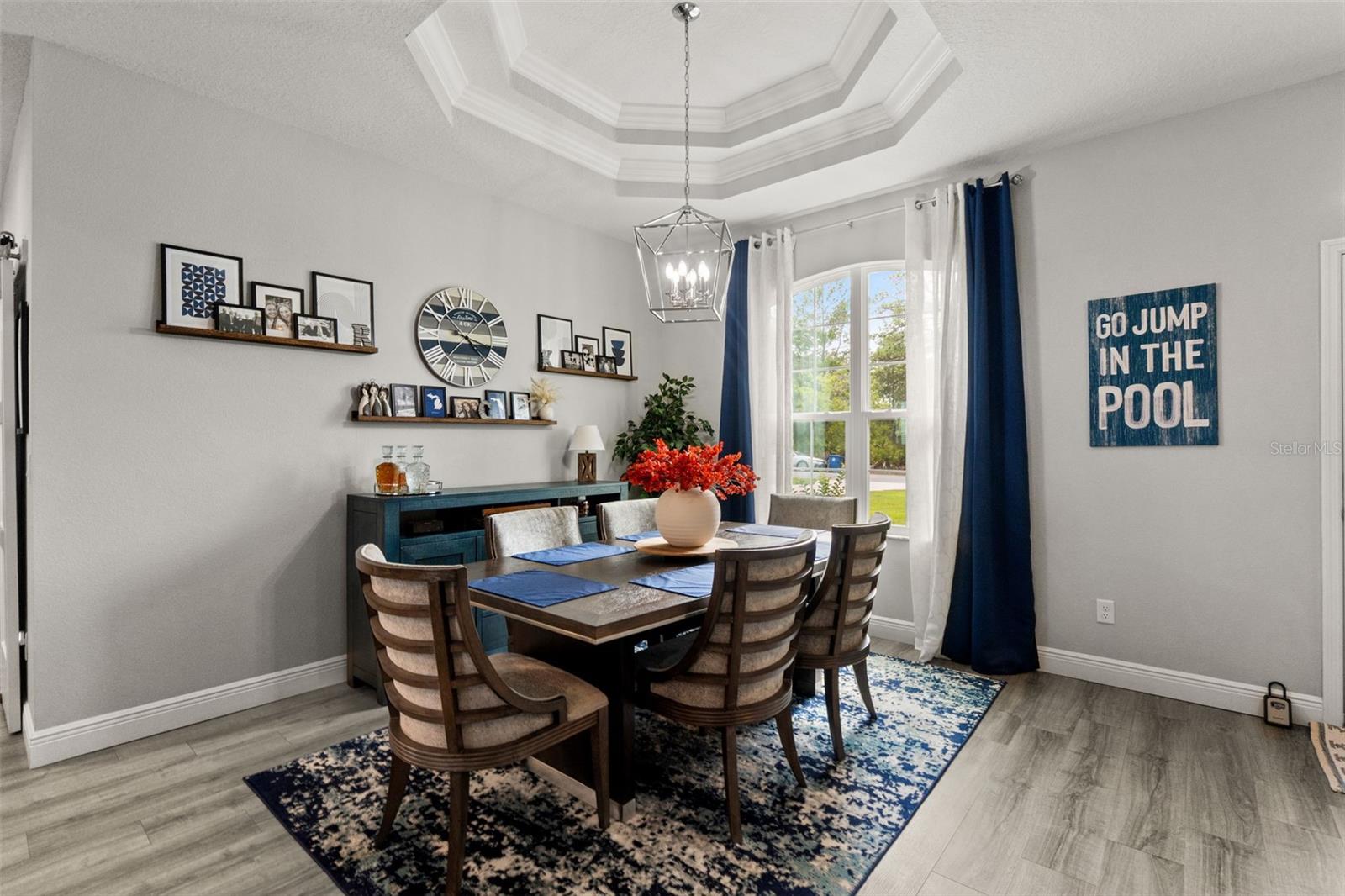 ROYAL HIGHLANDS - Residential