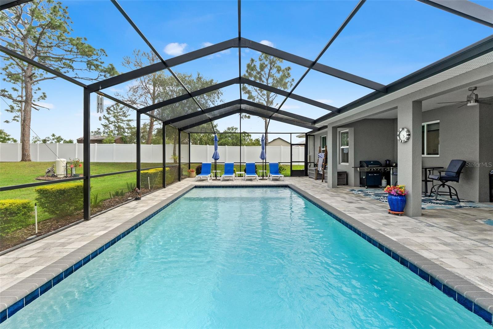ROYAL HIGHLANDS - Residential