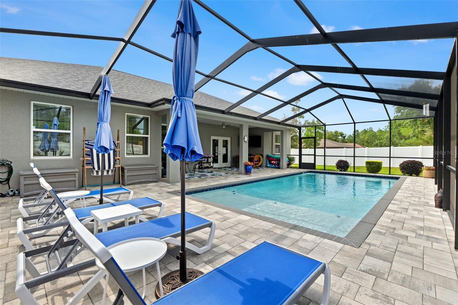 ROYAL HIGHLANDS - Residential