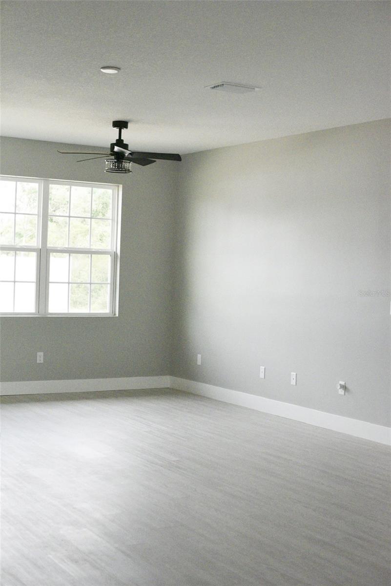 MARION OAKS UN 4 - Residential