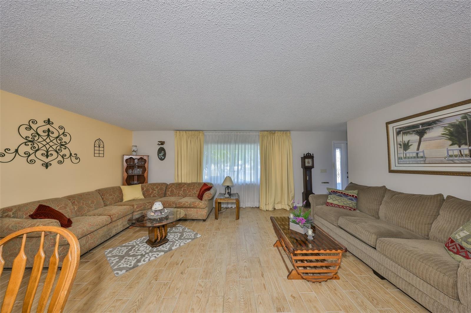 672 ALLEGHENY DRIVE