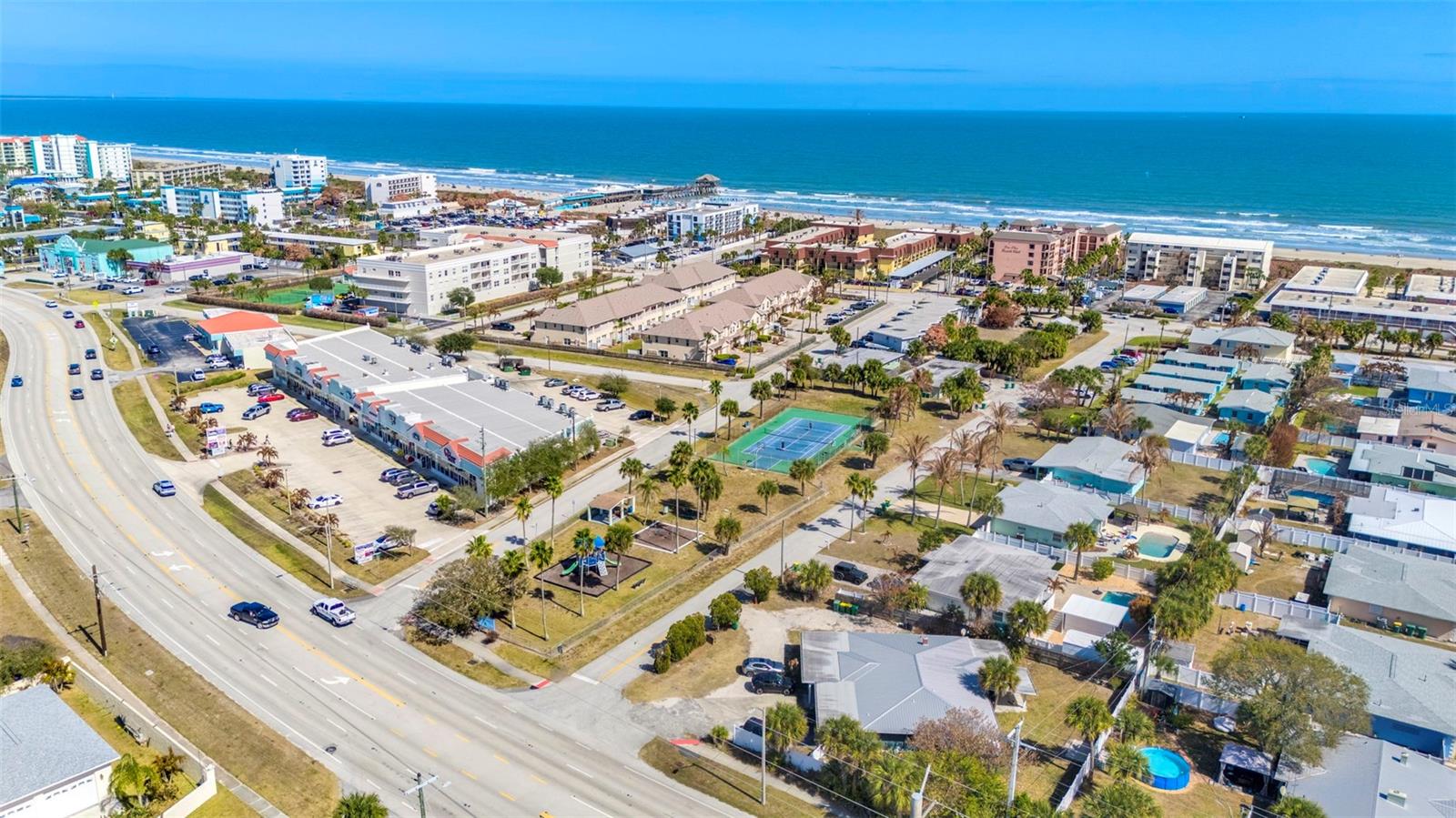 TOWNHOMES/VILLAS/SEA - Residential