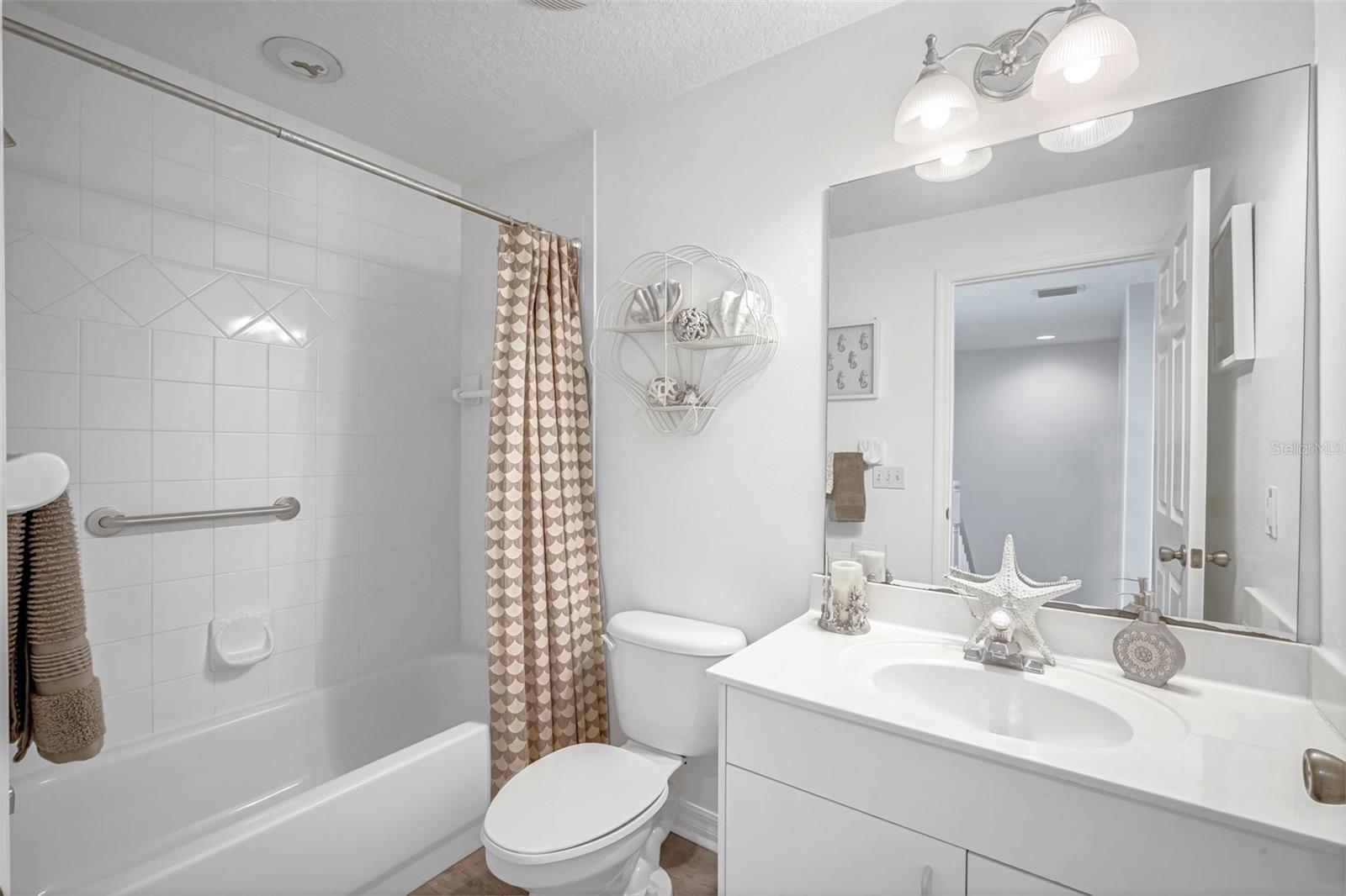 TOWNHOMES/VILLAS/SEA - Residential