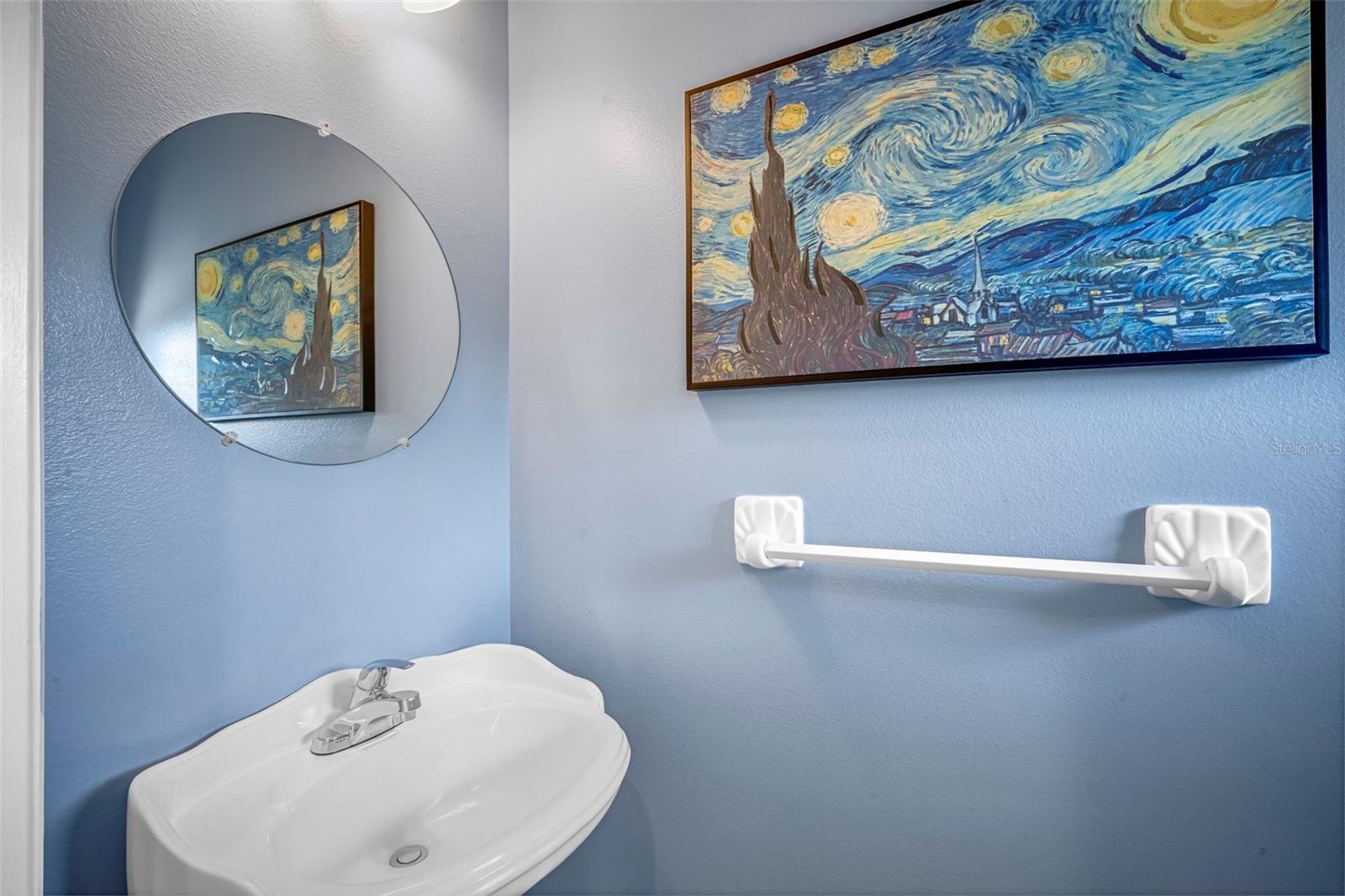 TOWNHOMES/VILLAS/SEA - Residential