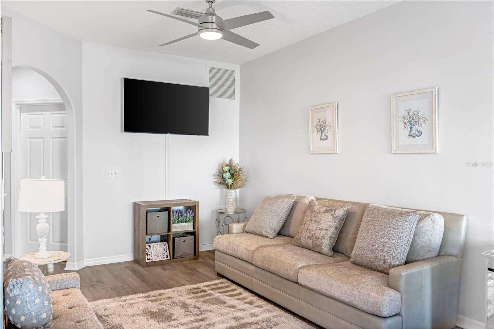 TOWNHOMES/VILLAS/SEA - Residential