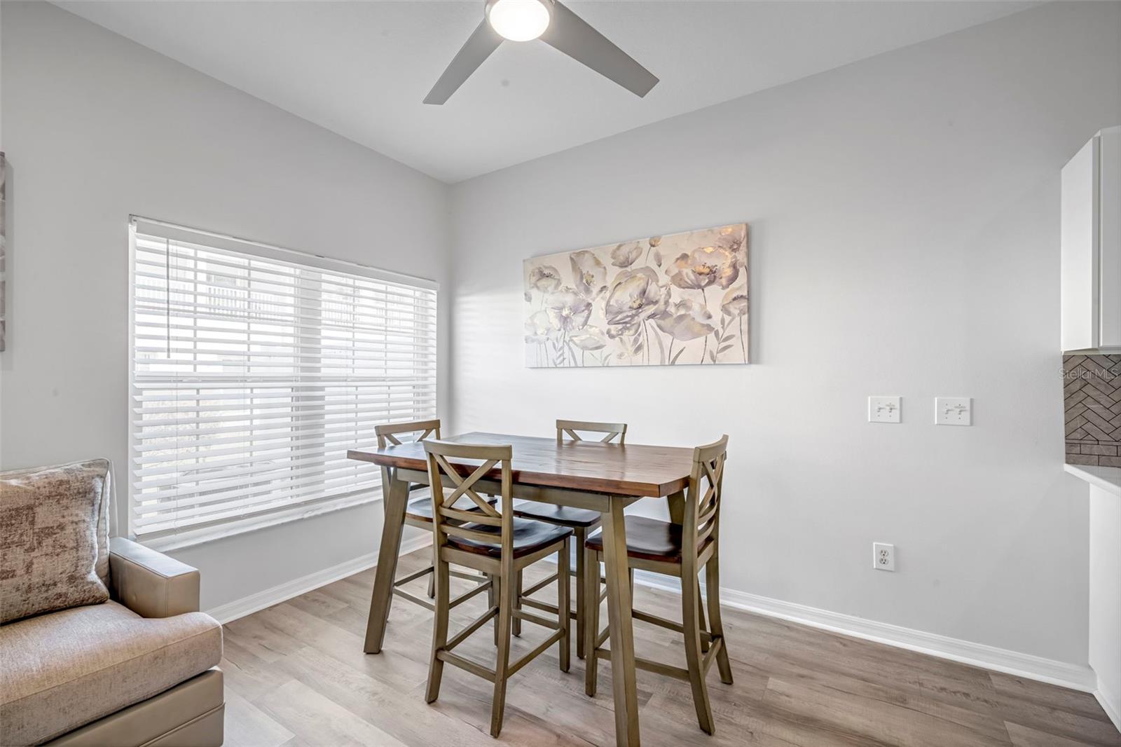 TOWNHOMES/VILLAS/SEA - Residential