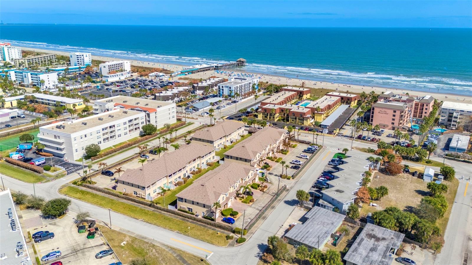 TOWNHOMES/VILLAS/SEA - Residential