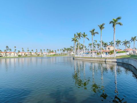 6100 BAHIA DEL MAR CIRCLE 102 ST PETERSBURG FL 33715