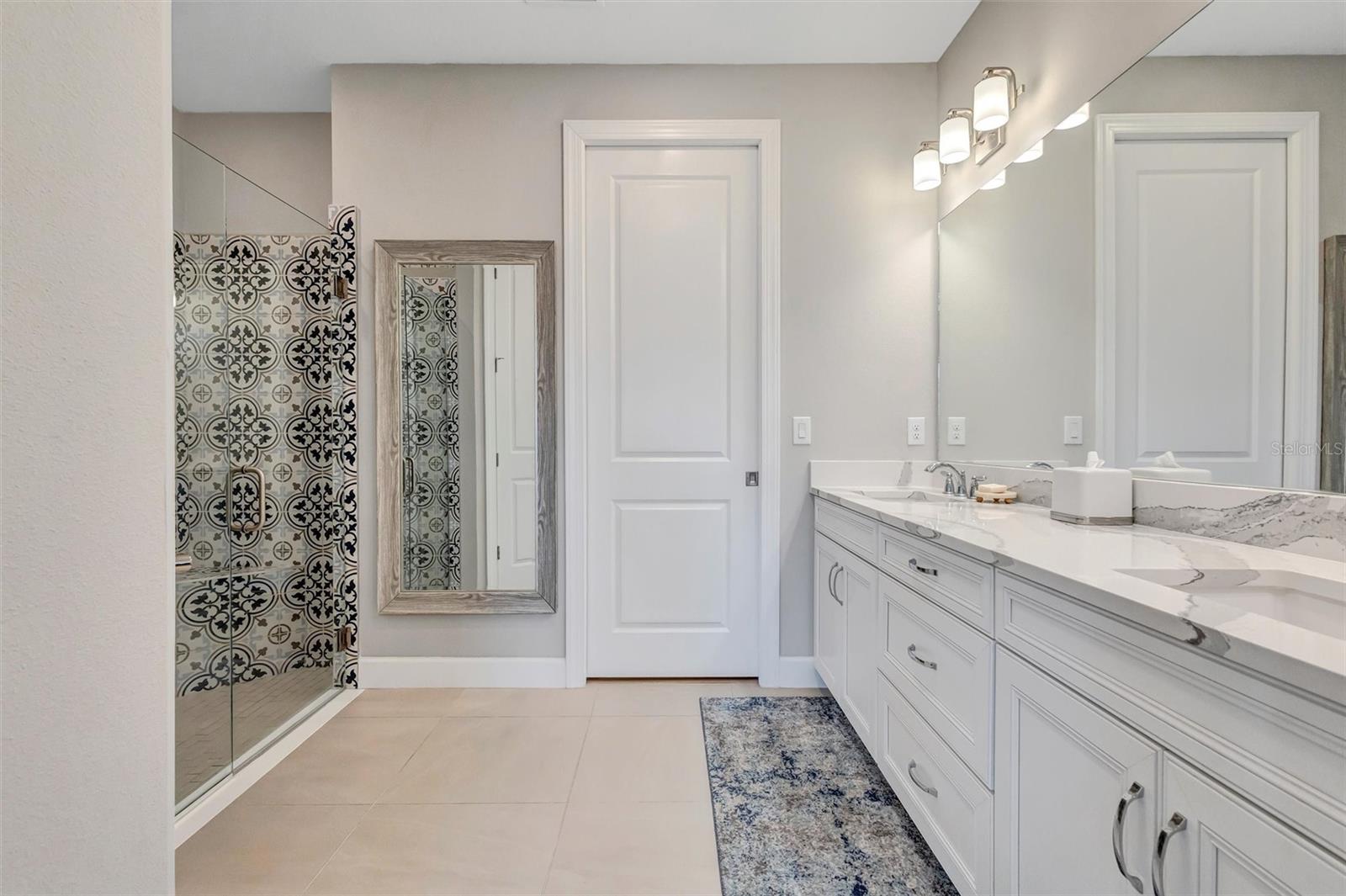 AZARIO ESPLANADE PH III SUBPH D - Residential