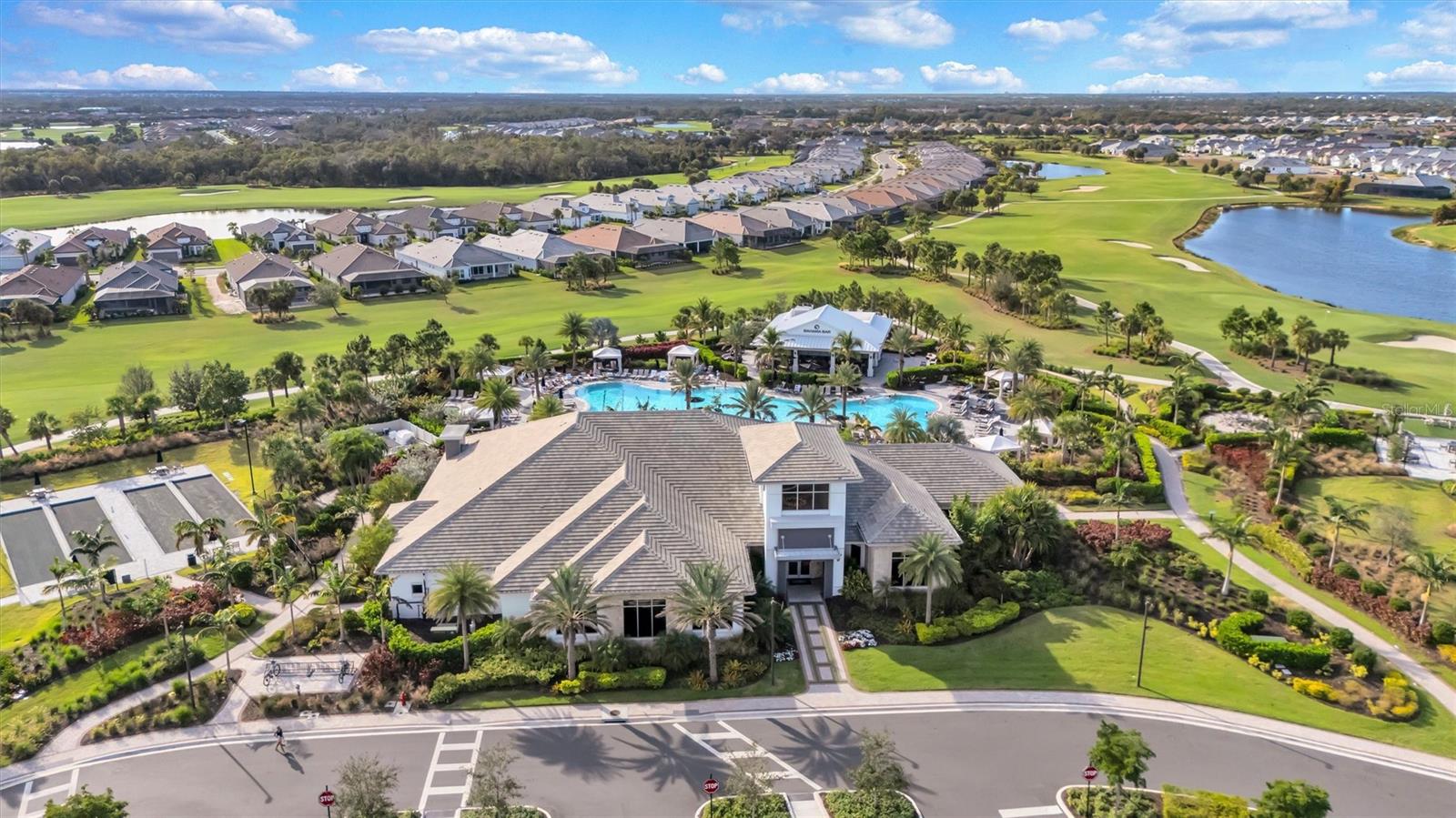 AZARIO ESPLANADE PH III SUBPH D - Residential