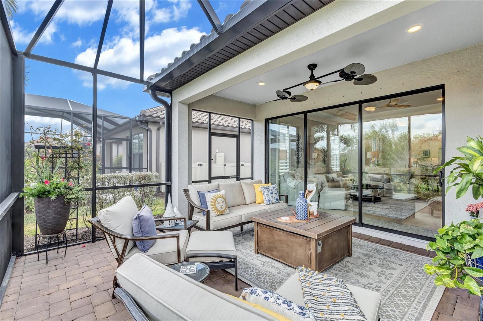 AZARIO ESPLANADE PH III SUBPH D - Residential