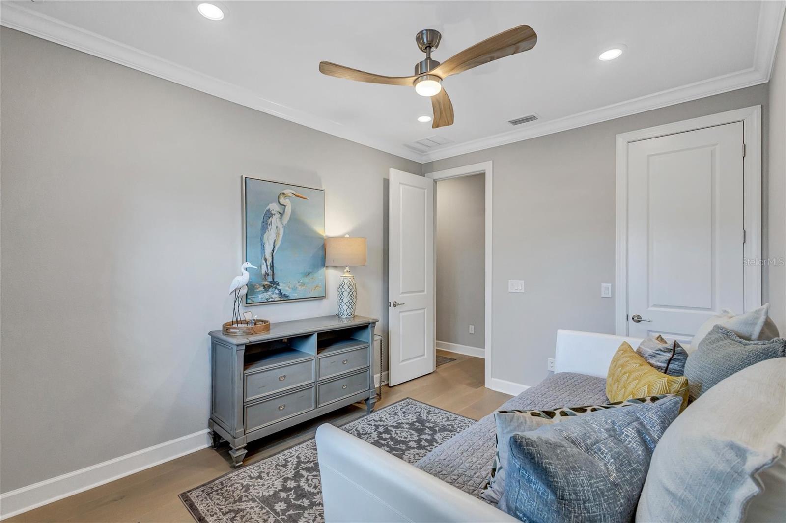 AZARIO ESPLANADE PH III SUBPH D - Residential