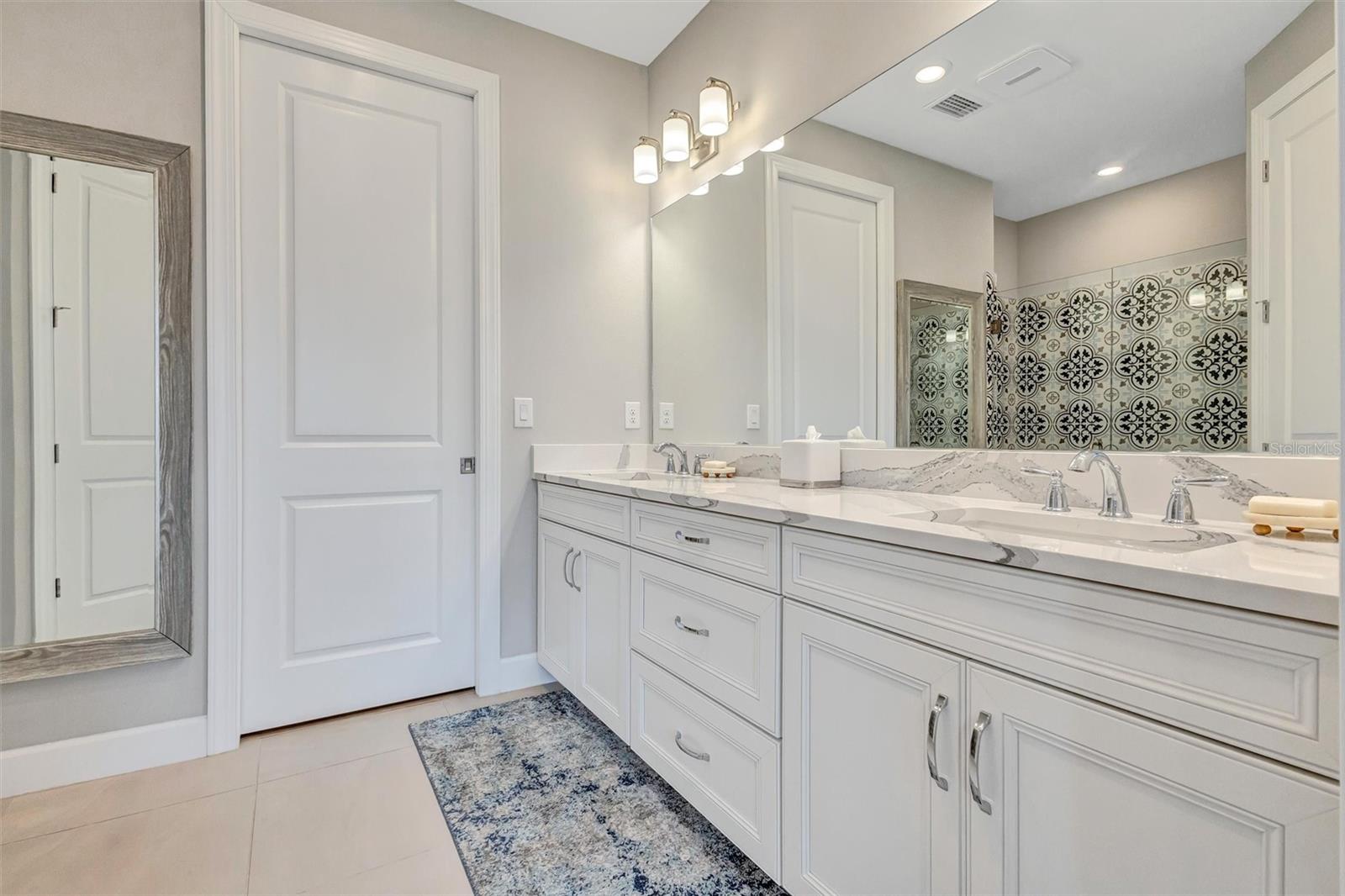 AZARIO ESPLANADE PH III SUBPH D - Residential