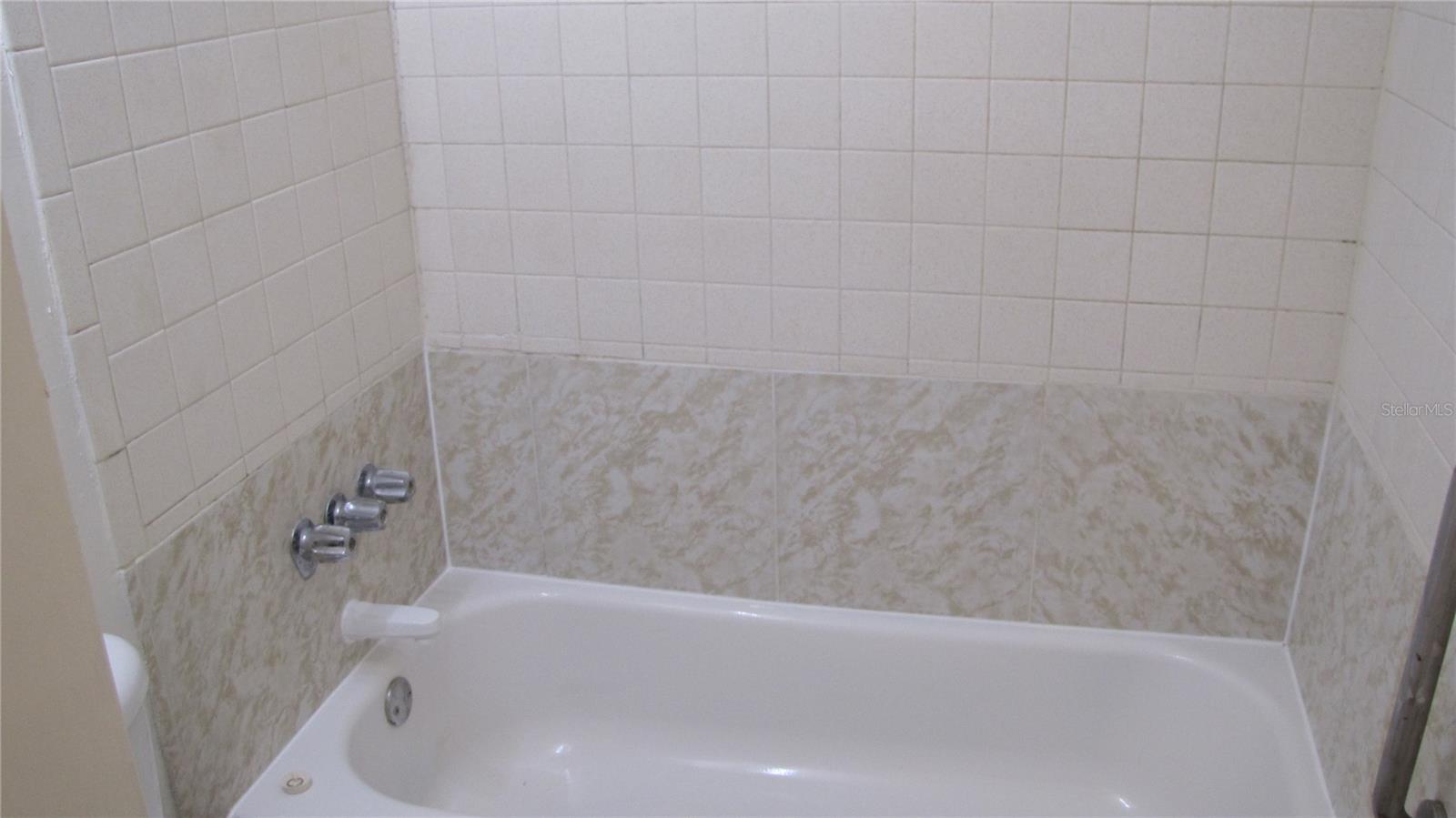 PLACE ONE A CONDO - Residential Lease