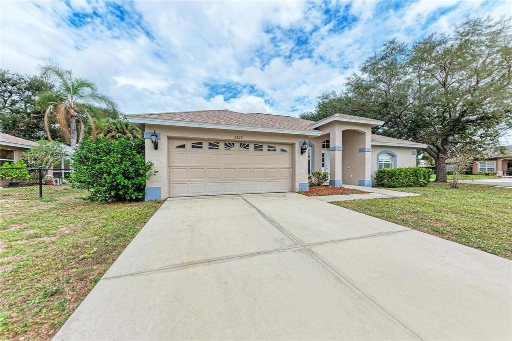 Photo of 3219 58th Terrace E, Bradenton, FL 34203 (MLS # A4675549)