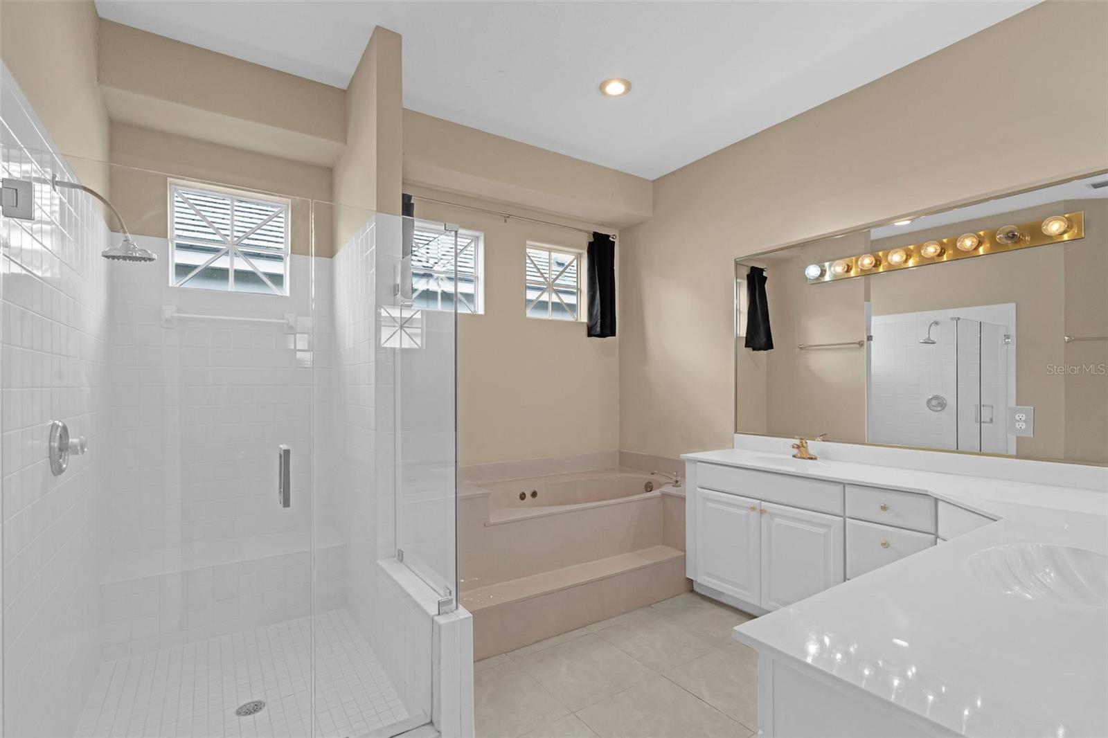 MUIRFIELD VILLAGE - Residential