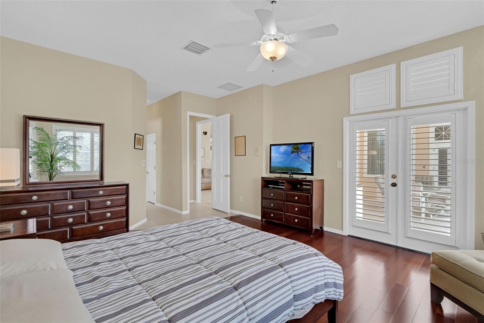 MUIRFIELD VILLAGE - Residential