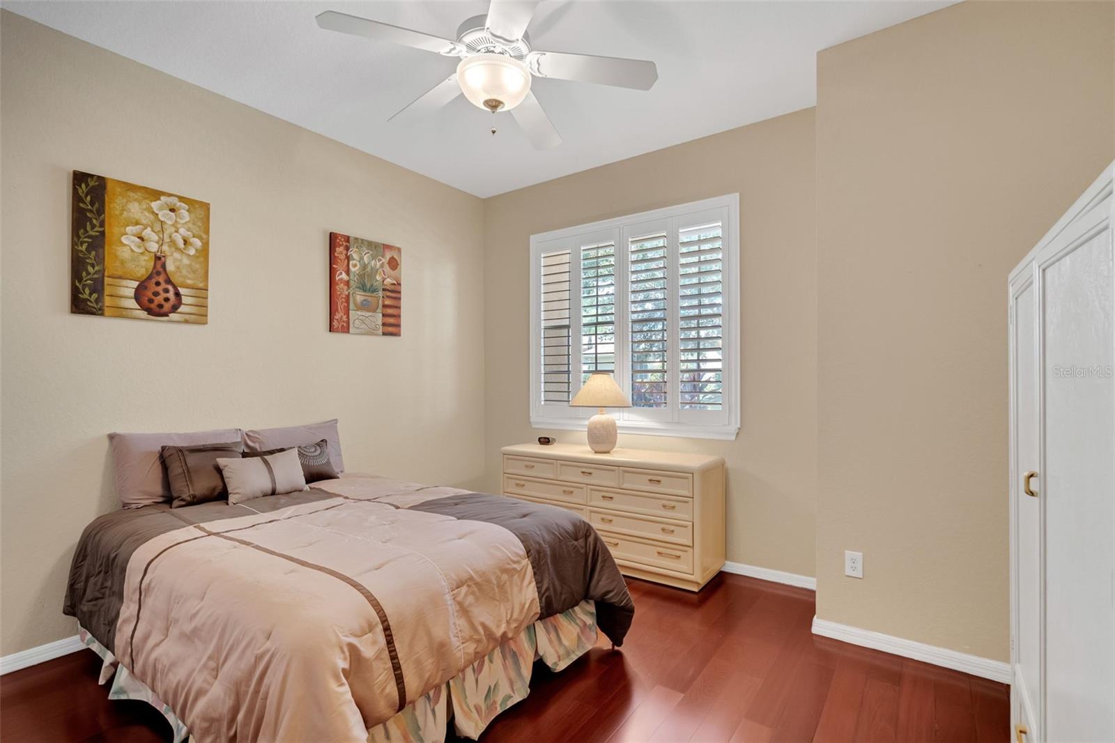 MUIRFIELD VILLAGE - Residential