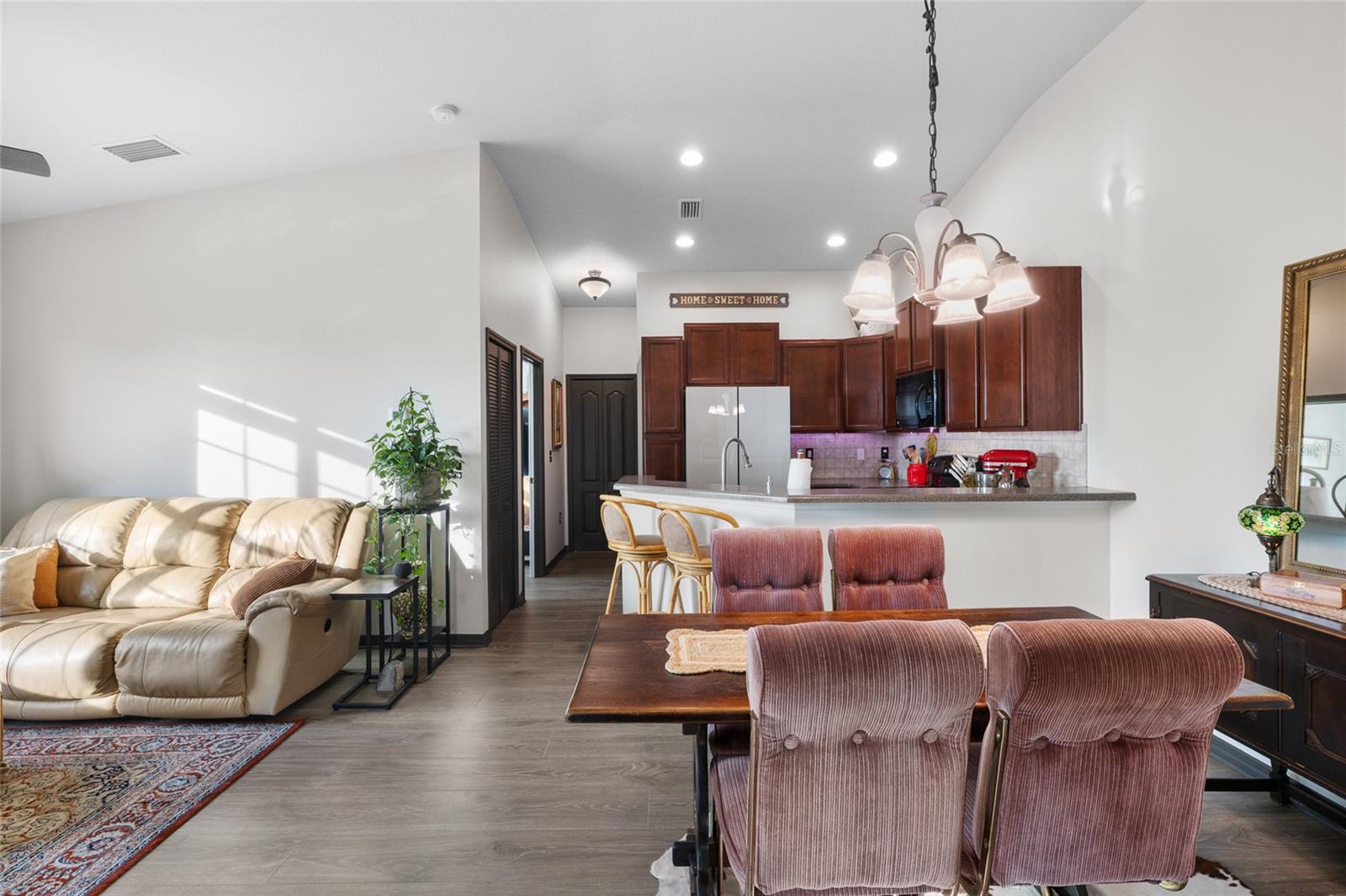 EAGLE PALM PH II - Residential