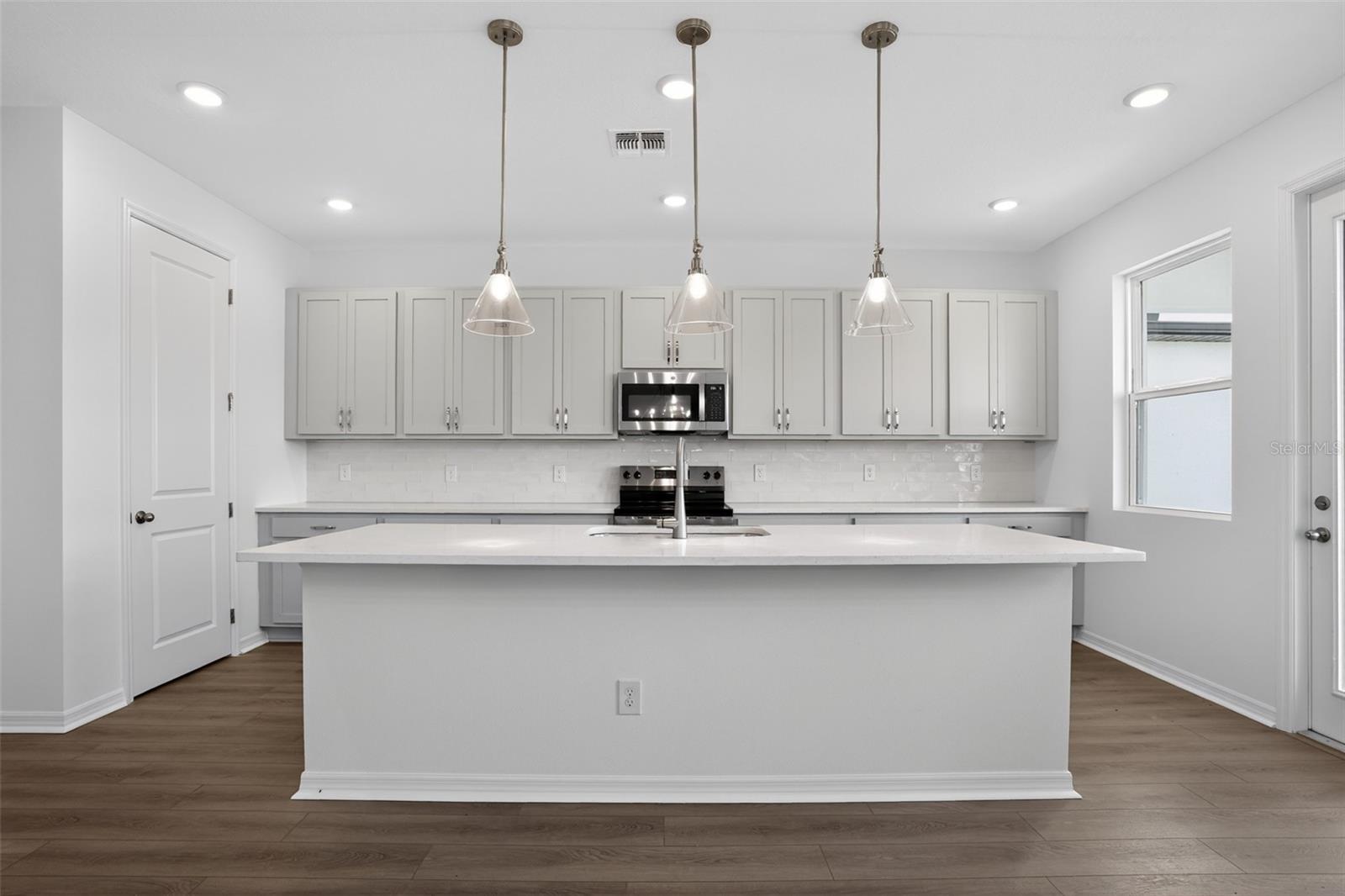 SUNBROOKE - Residential