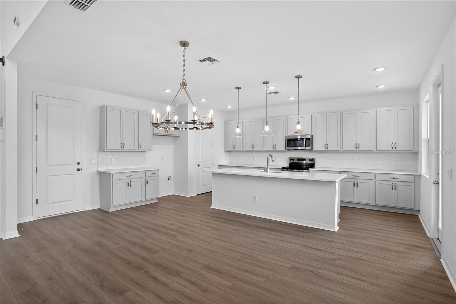 SUNBROOKE - Residential