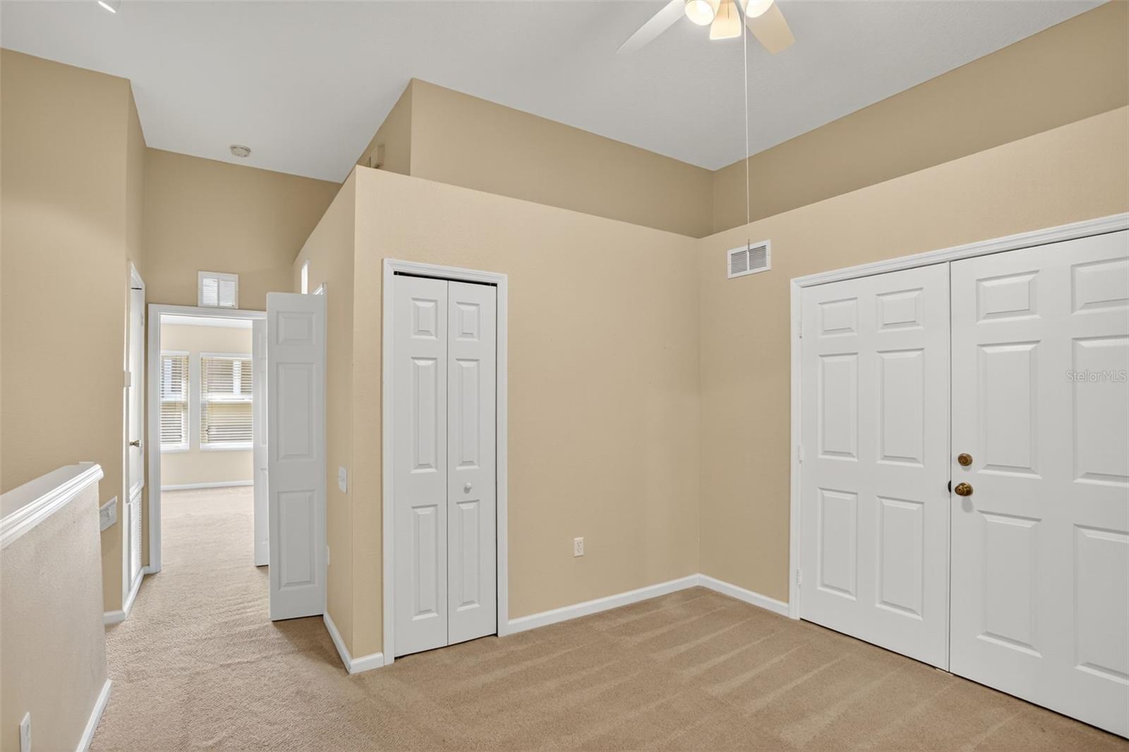 VISTAS AT LAKE HOWELL - Residential